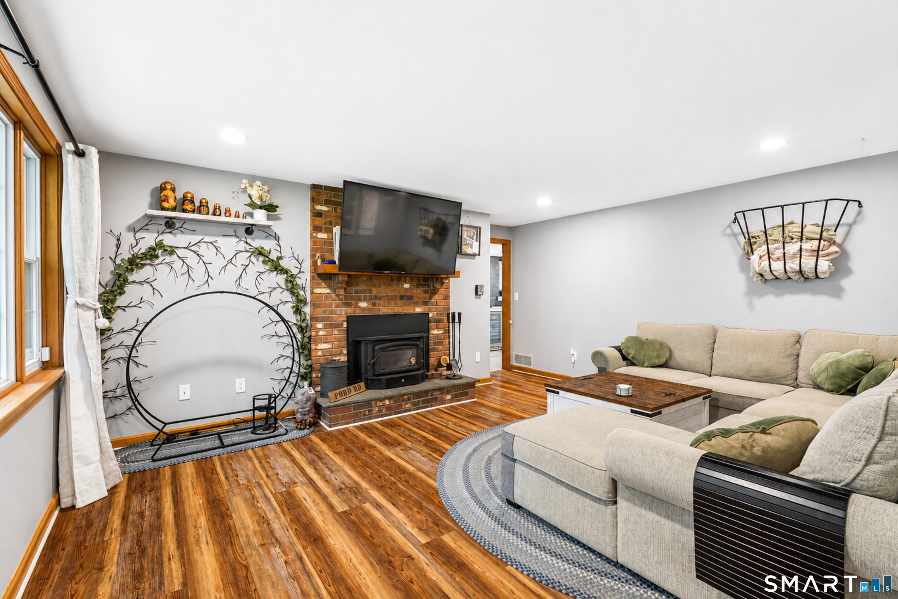142 Ford Road photo 19