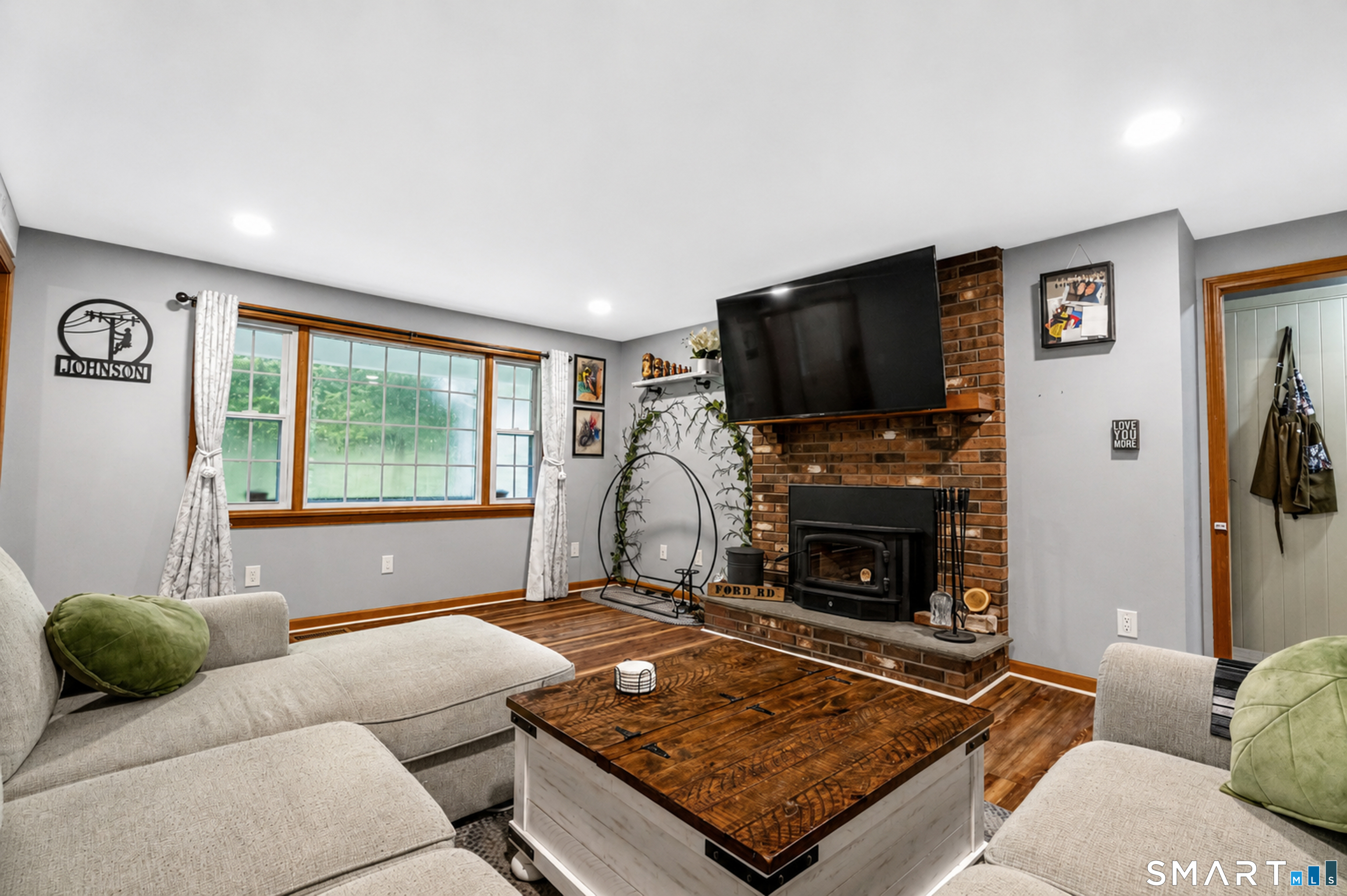 142 Ford Road photo 21