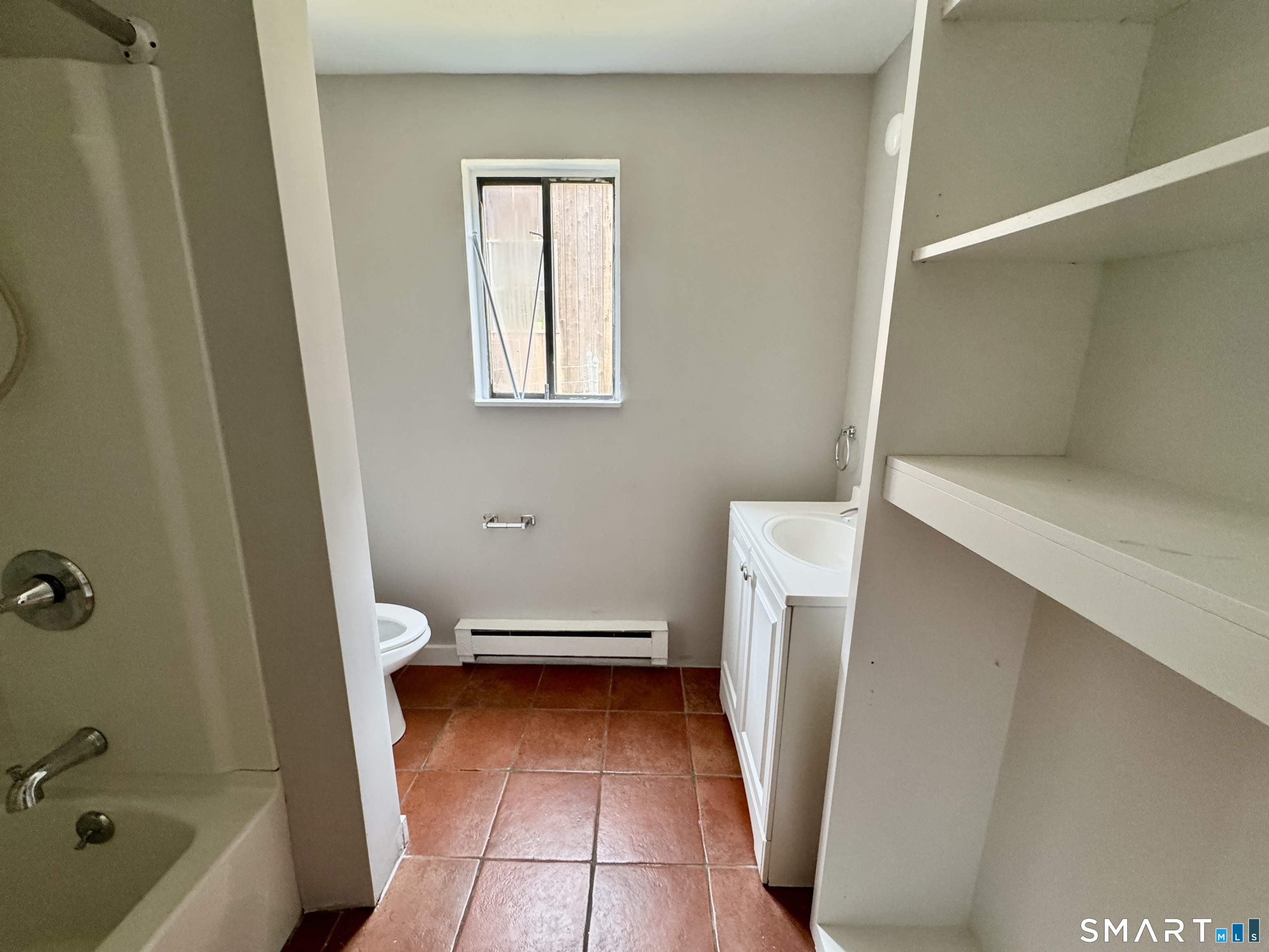 70 Weber Avenue #1B photo 4