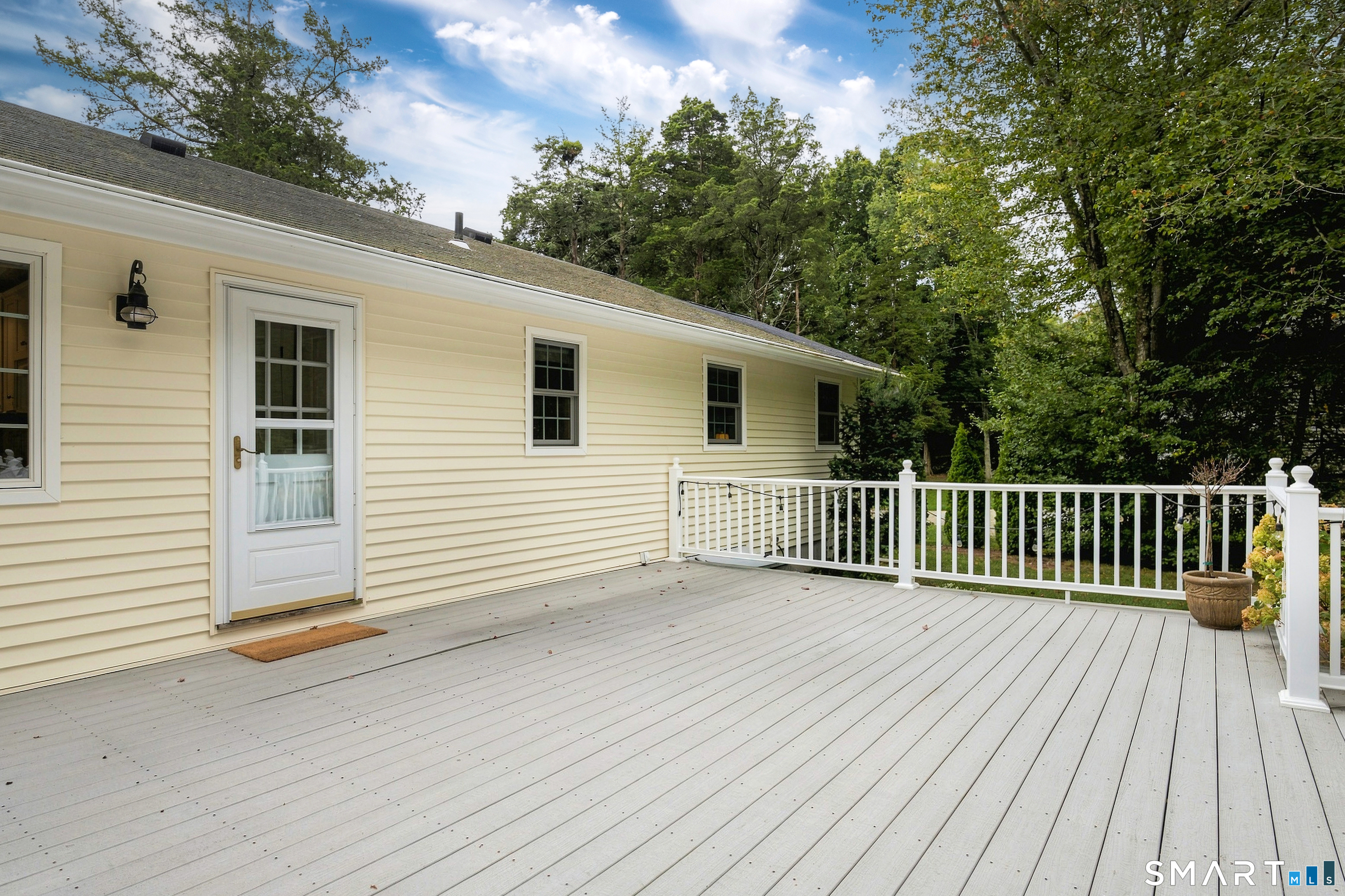 12 Sunset Drive photo 27