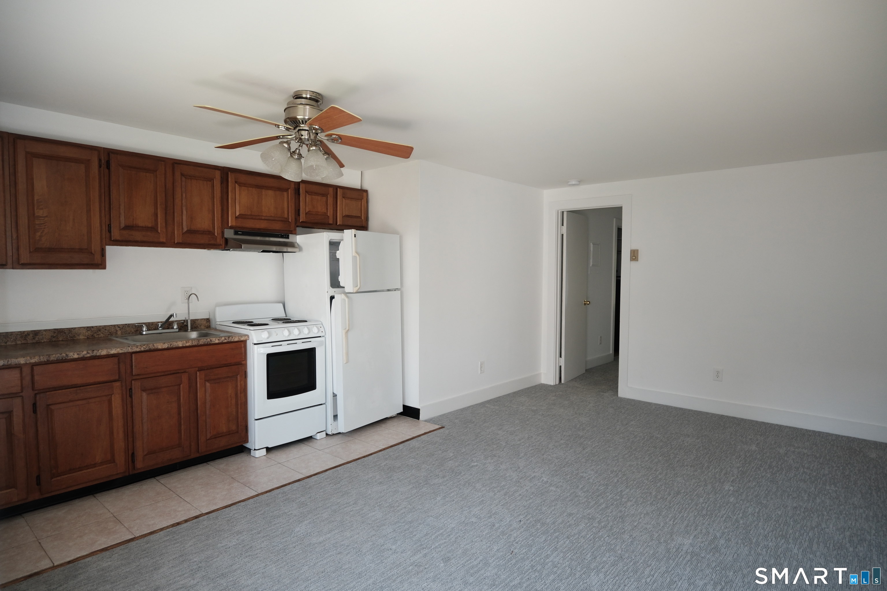 14 Sniffen Street, Norwalk, Connecticut photo 3