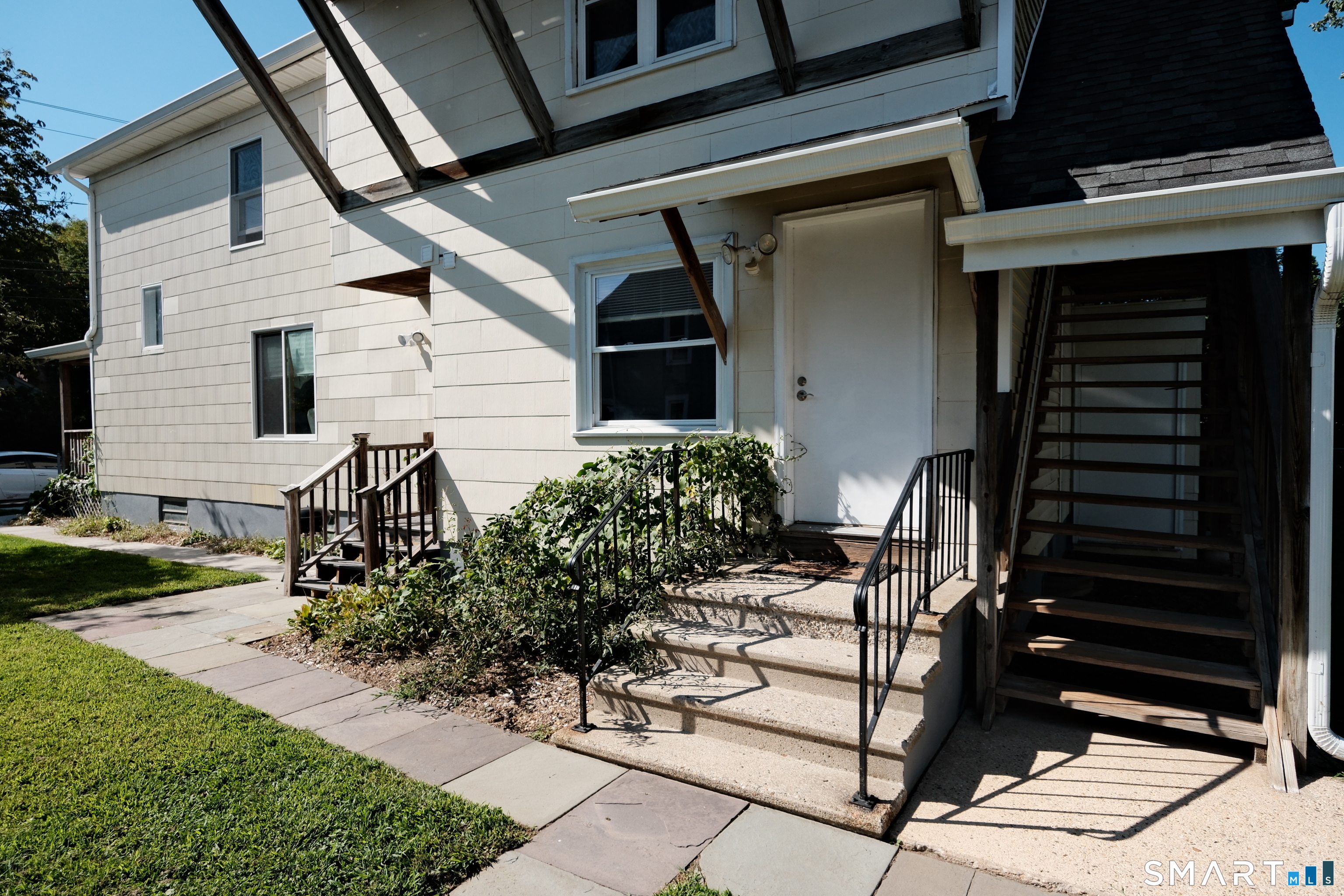 14 Sniffen Street, Norwalk, Connecticut photo 2