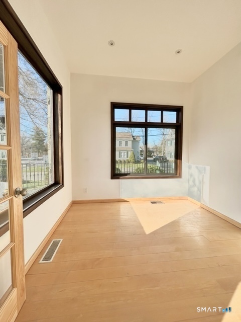 2 Hollyhock Road, Wilton, Connecticut photo 5