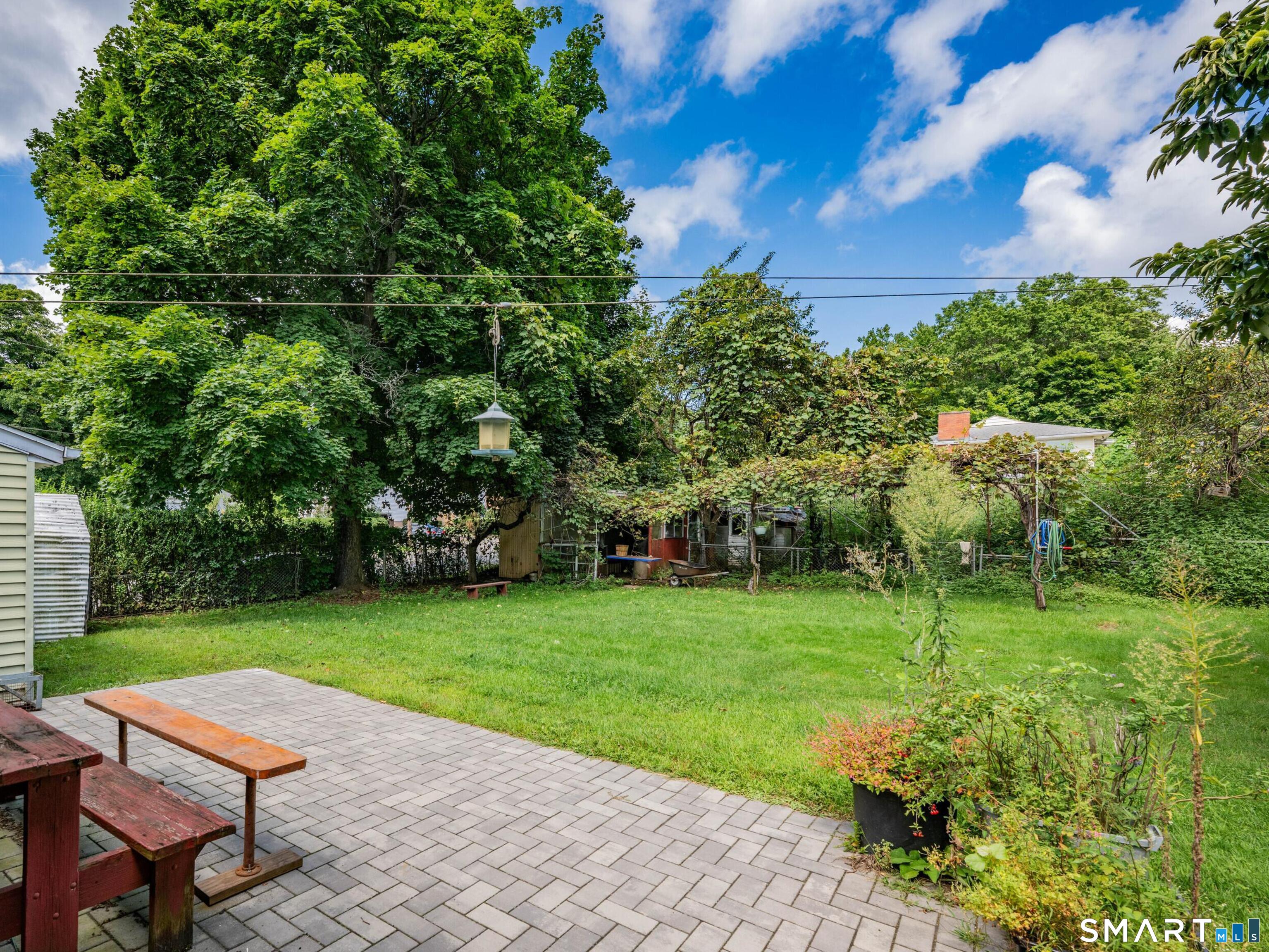 78 Perkins Avenue photo 22