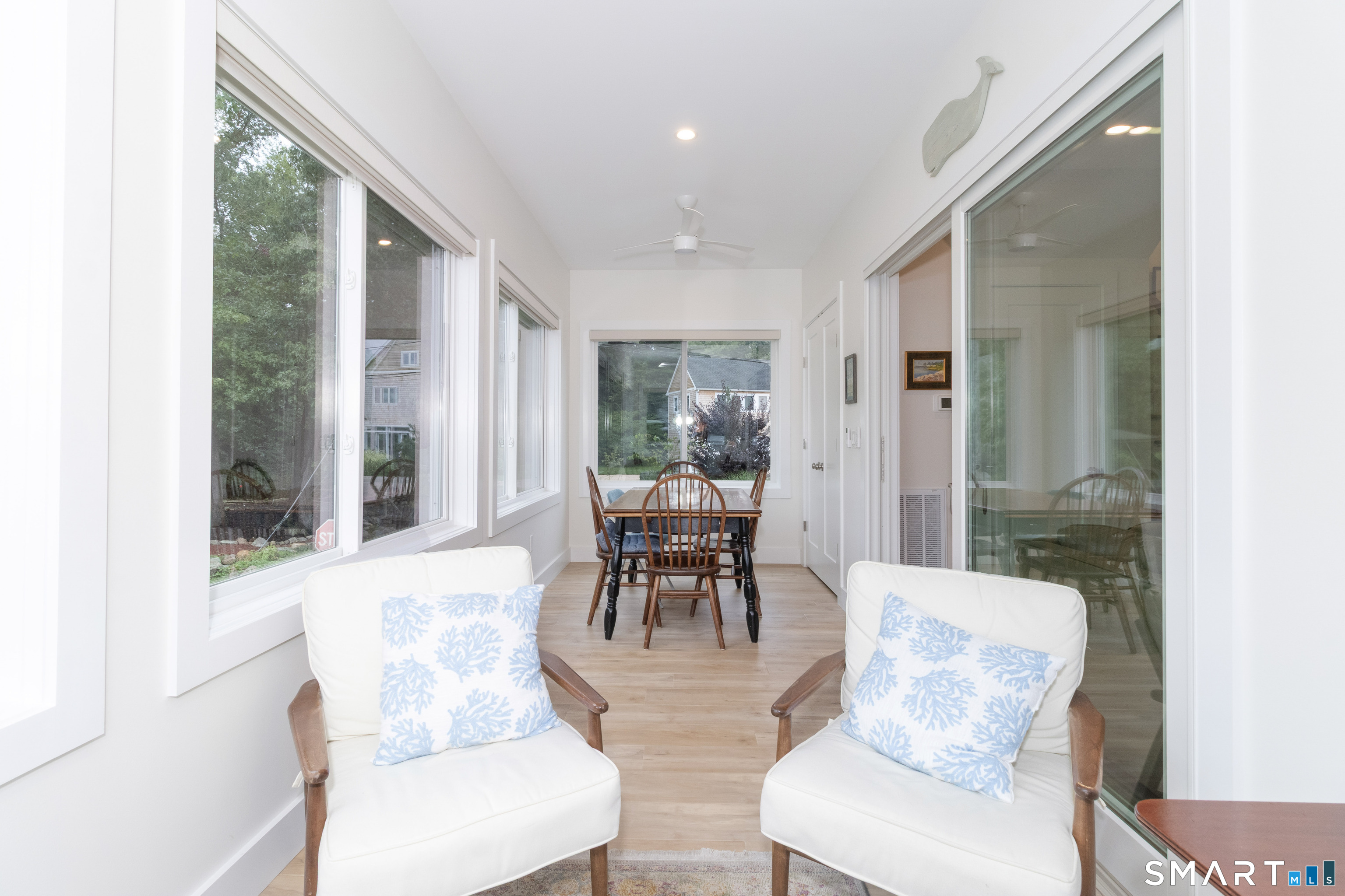 77 Reeves Avenue photo 14