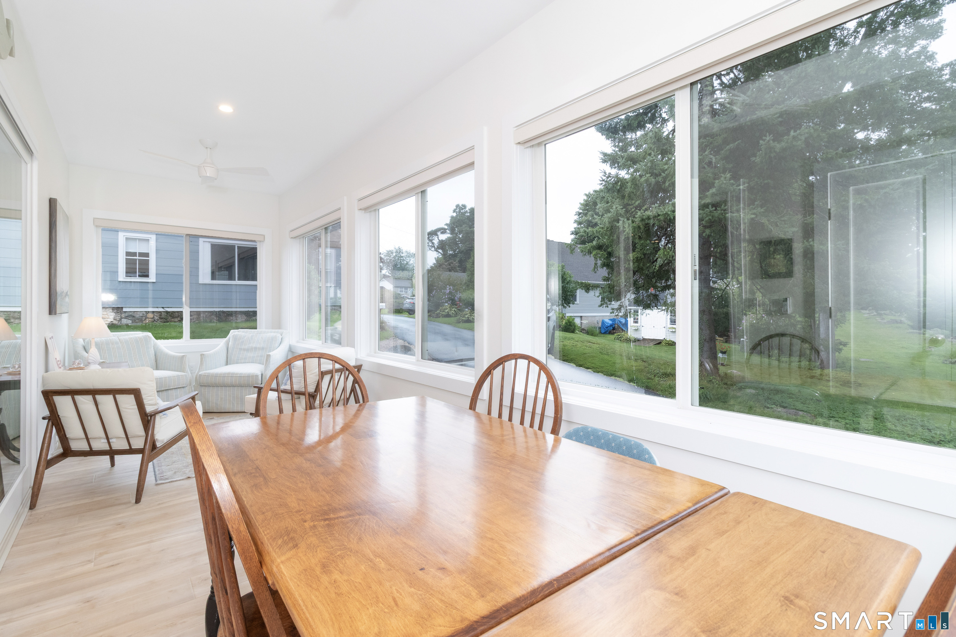 77 Reeves Avenue photo 15