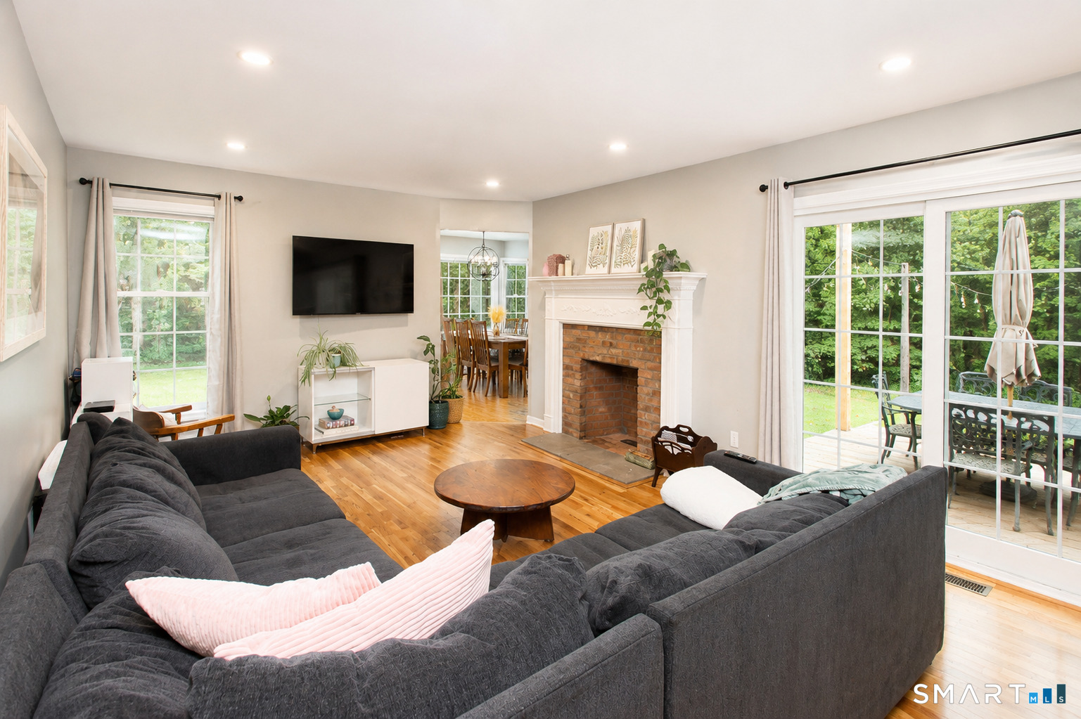 201 Transylvania Road photo 11