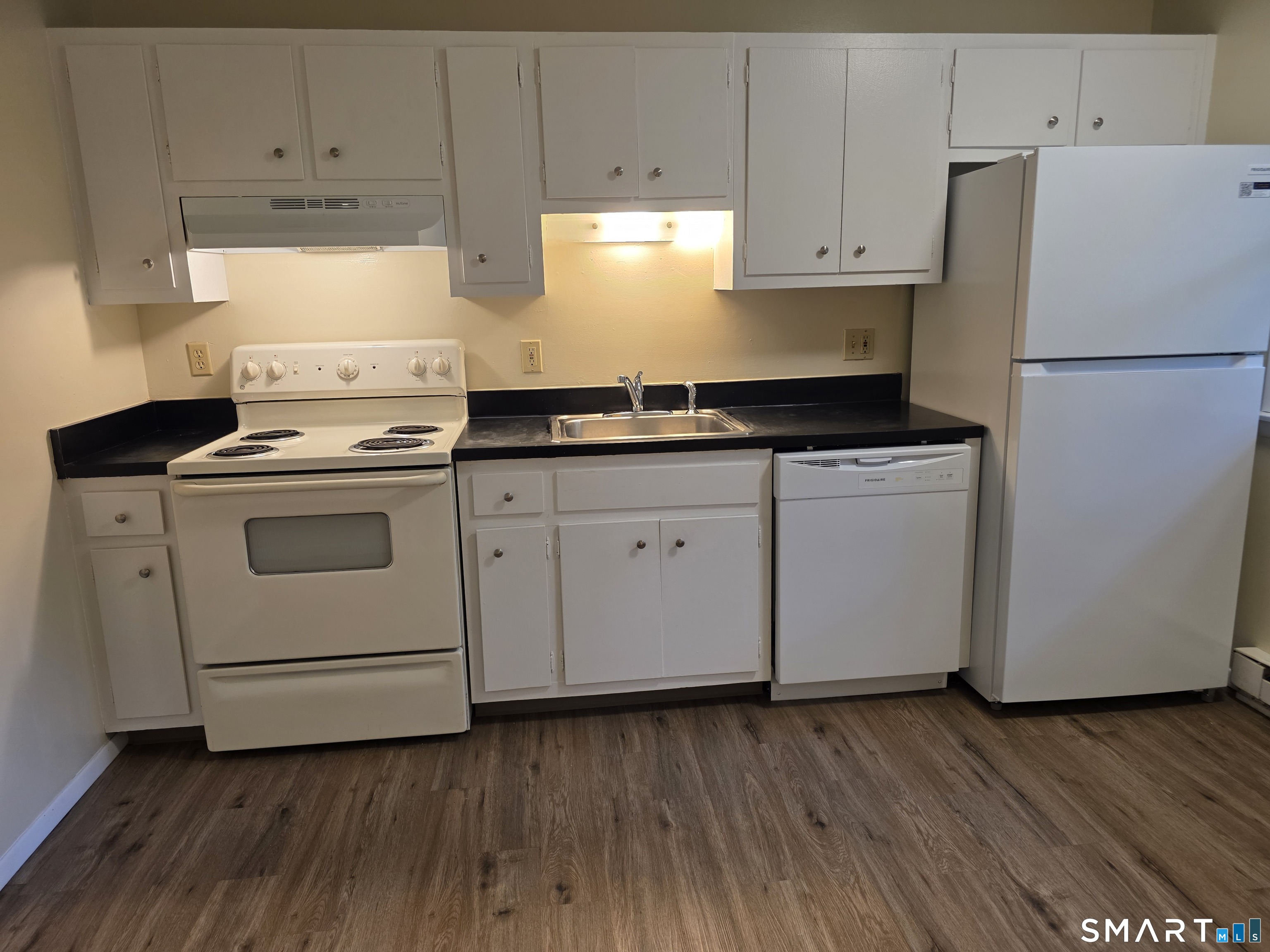 100 Hickory Street Unit #J