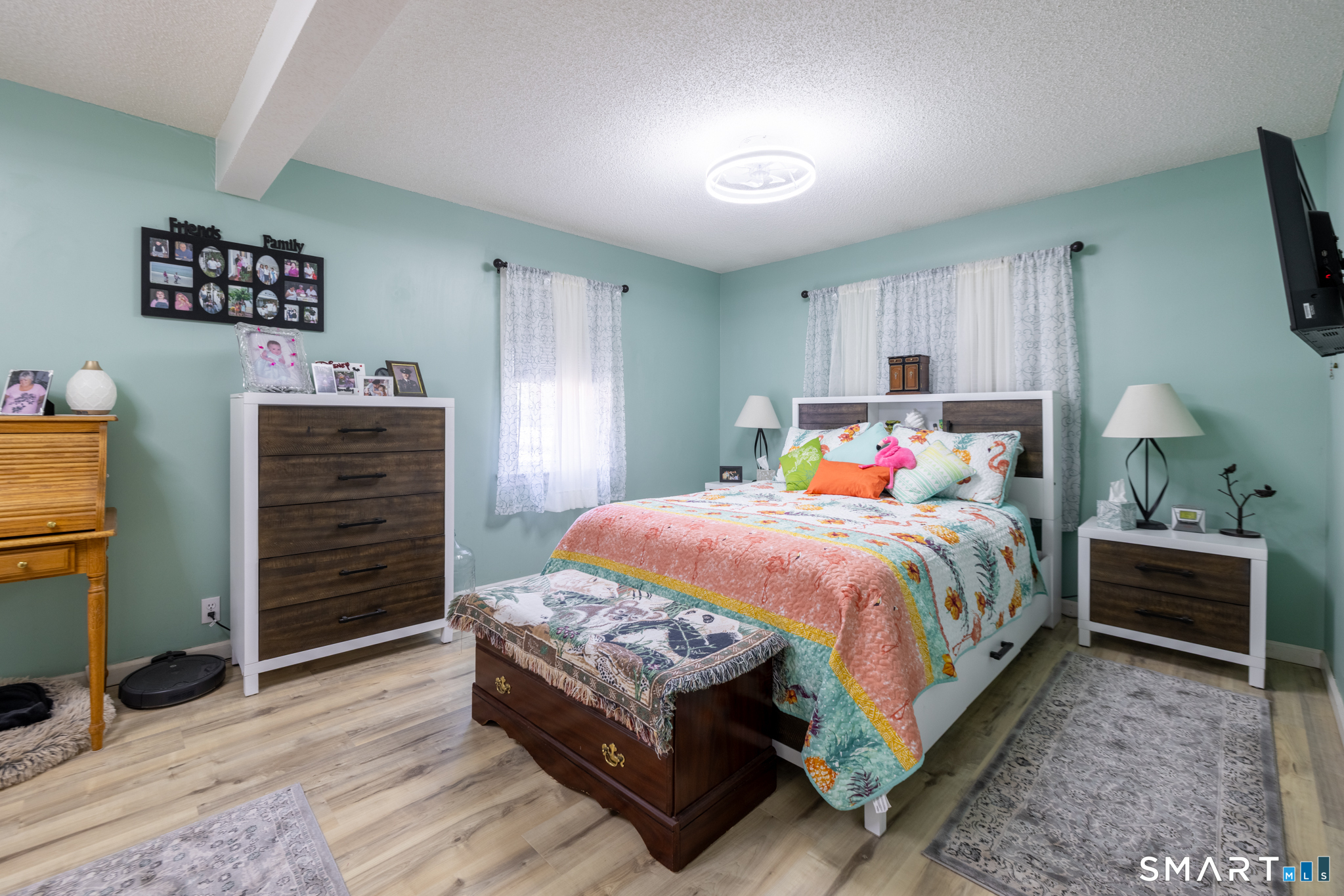 54 Surrey Drive photo 10