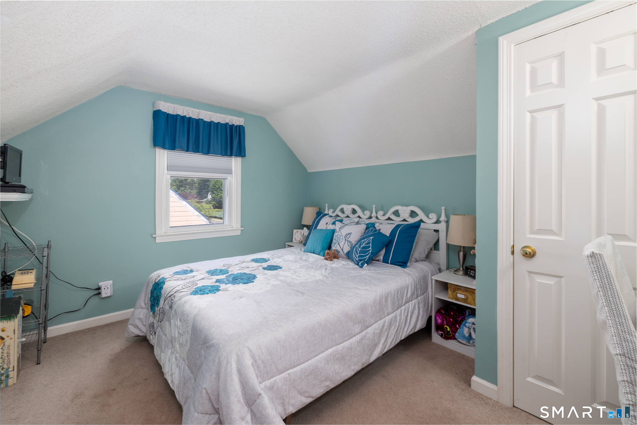 54 Surrey Drive photo 12