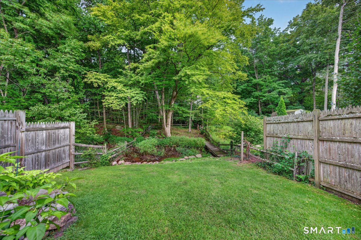 9 Brook Trail photo 12