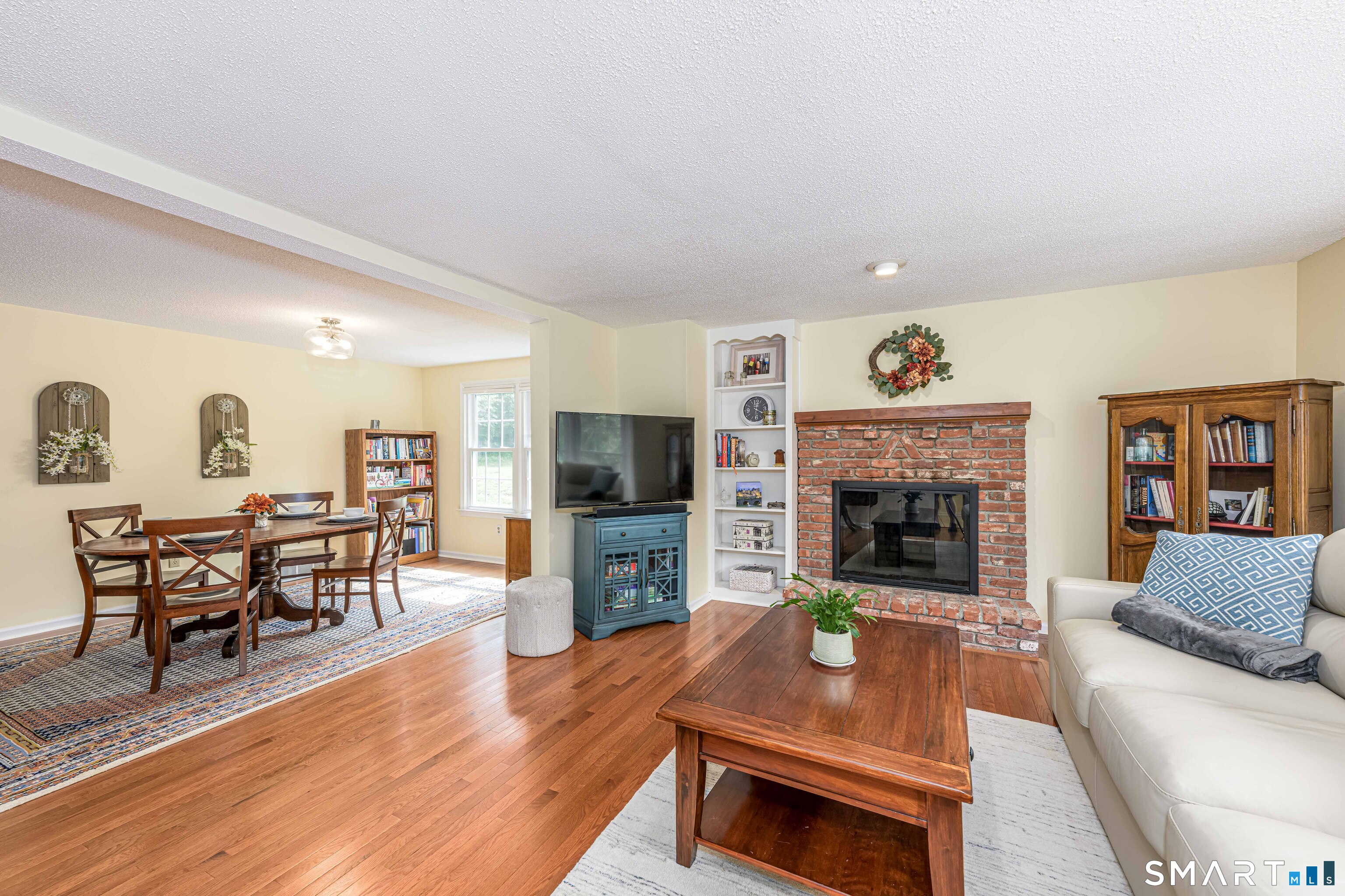 Photo 4 of Townhouse for sale at 23 Esterly Farms Rd #23, Madison, CT 06443 | MLS# 24203806 | Listing updated on 2026-09-13