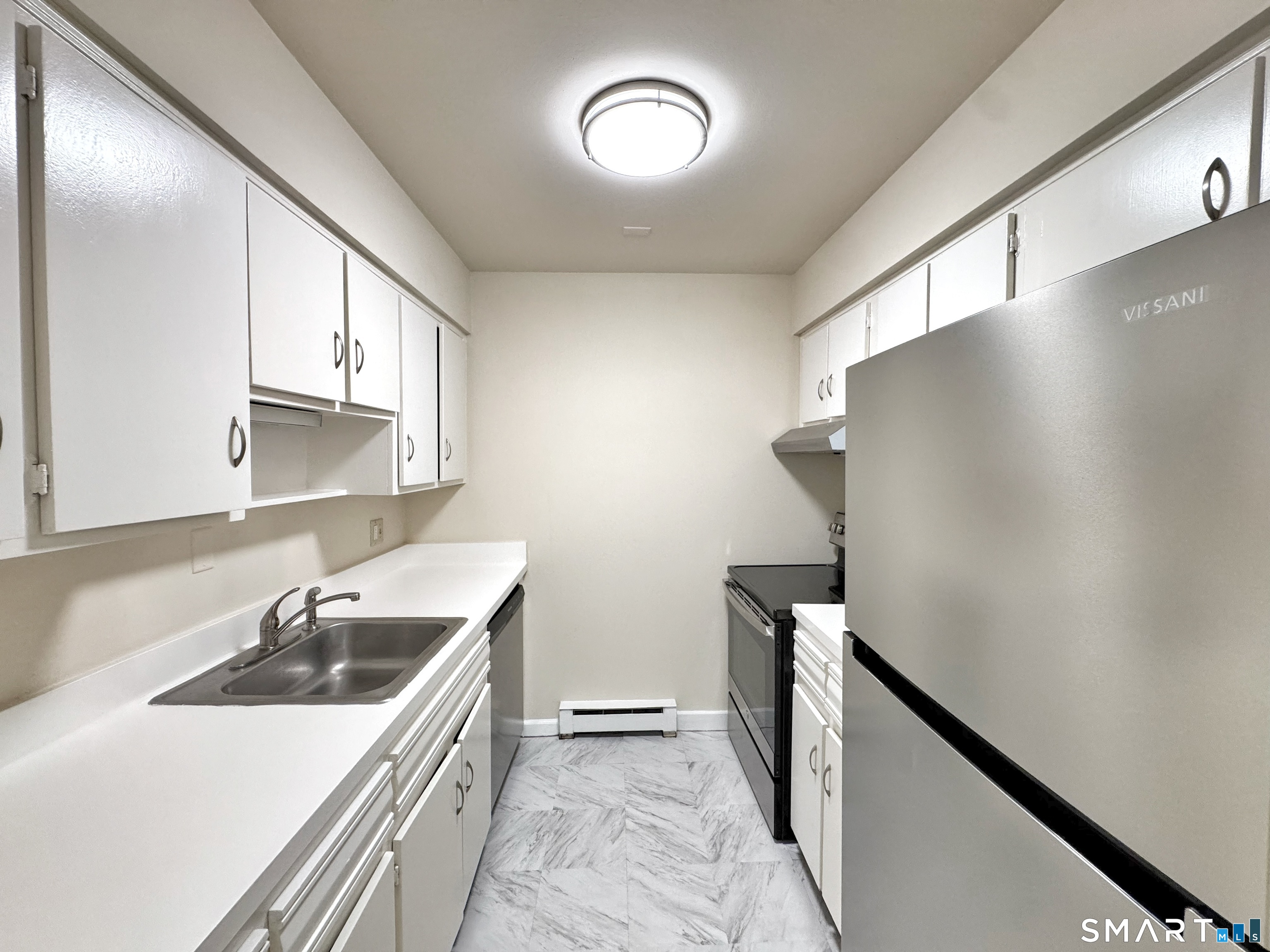 24 Ferris Avenue, Norwalk, Connecticut photo 1