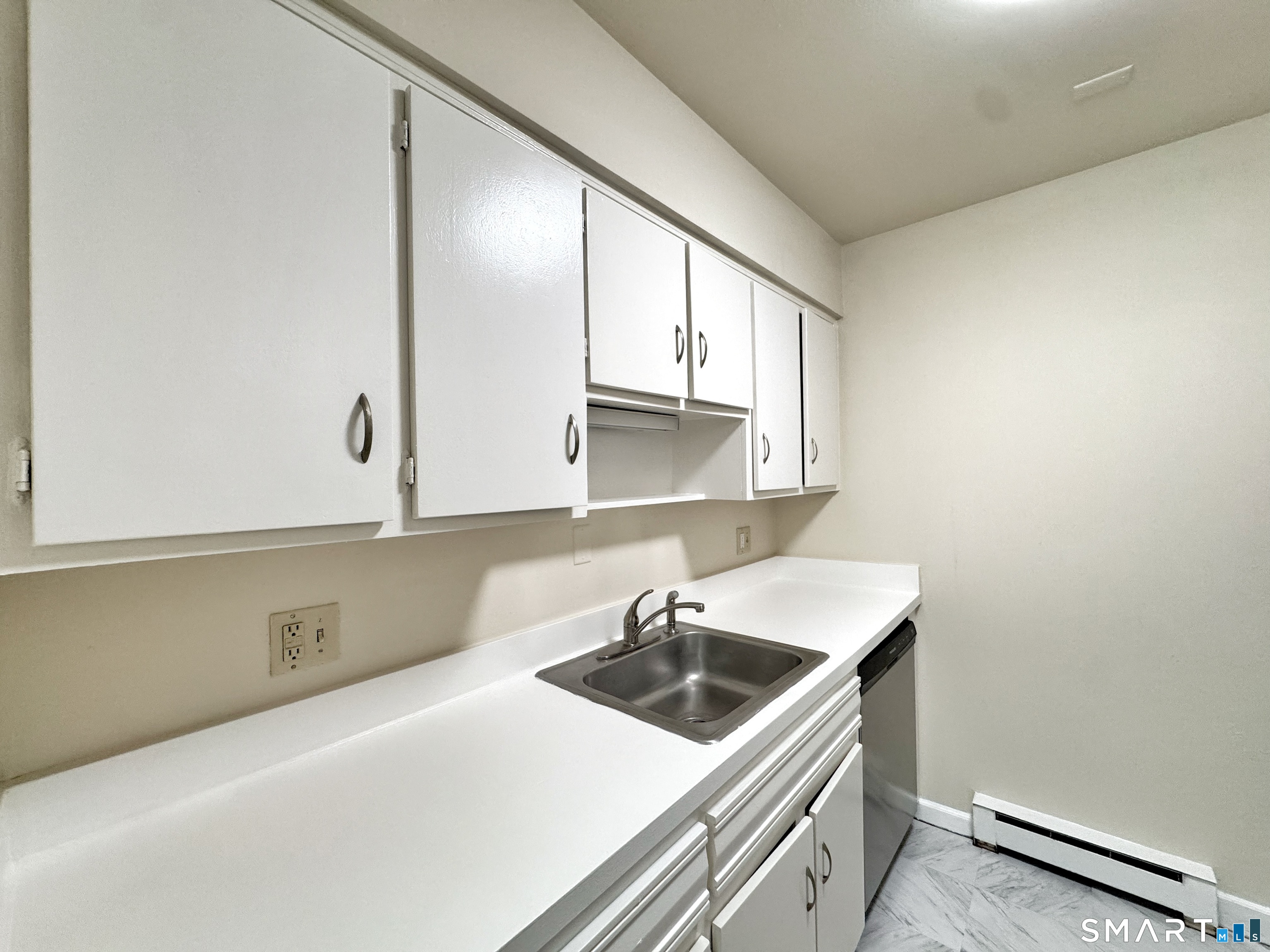 24 Ferris Avenue, Norwalk, Connecticut photo 3