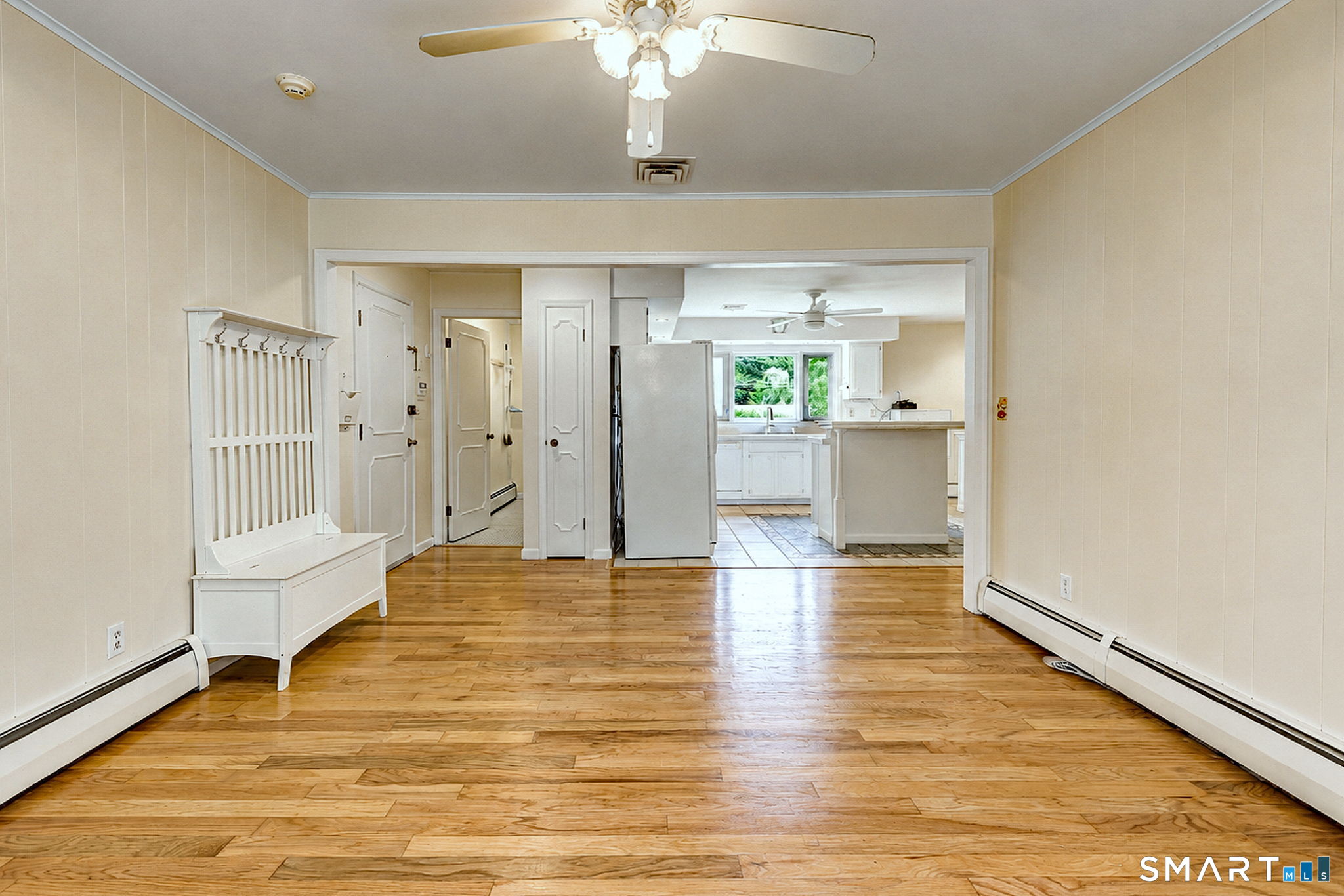 10 Vernon Court photo 6