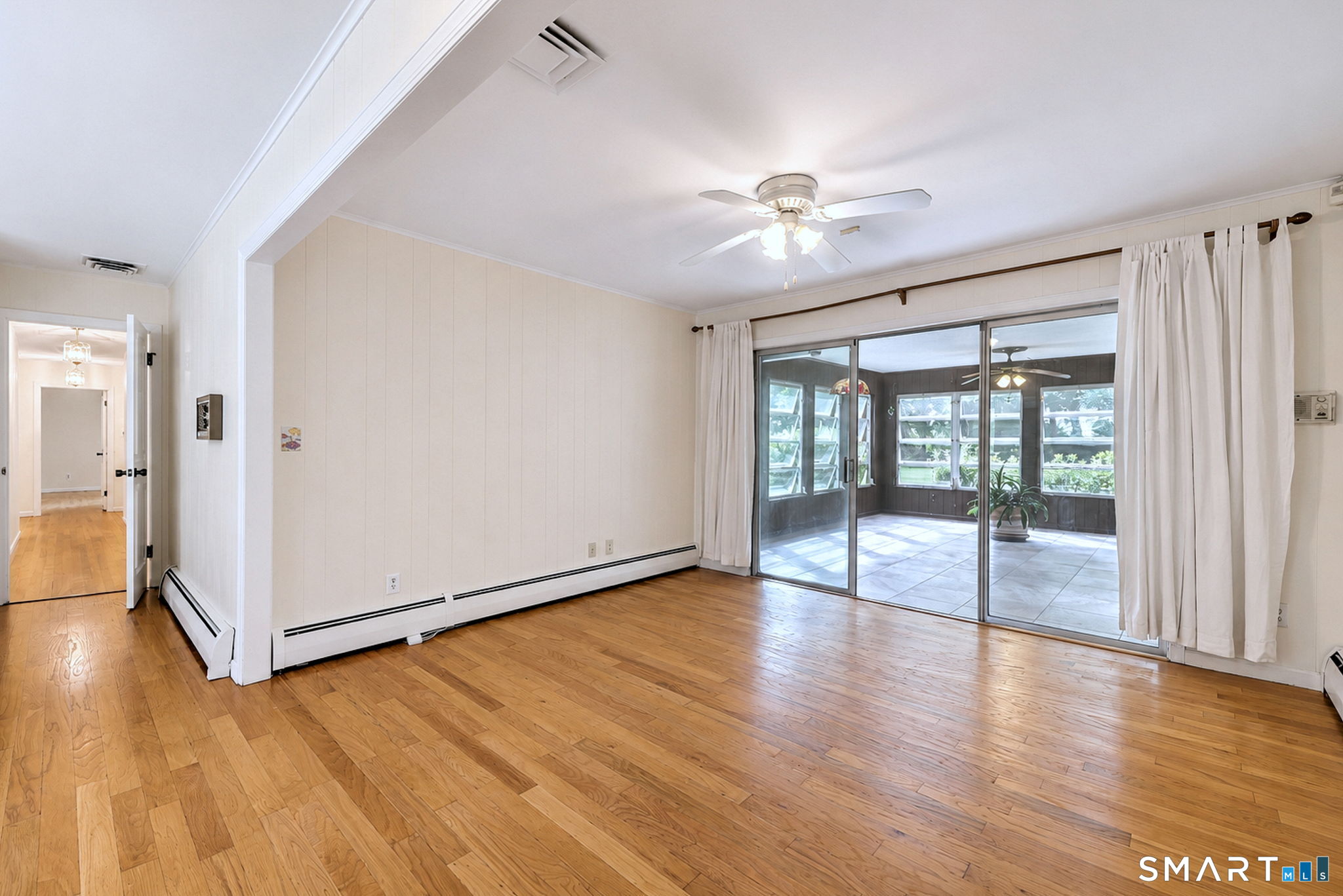 10 Vernon Court photo 8
