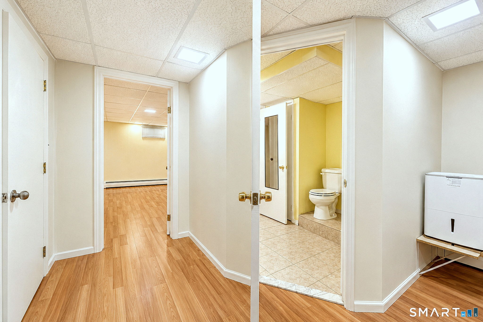 10 Vernon Court photo 33