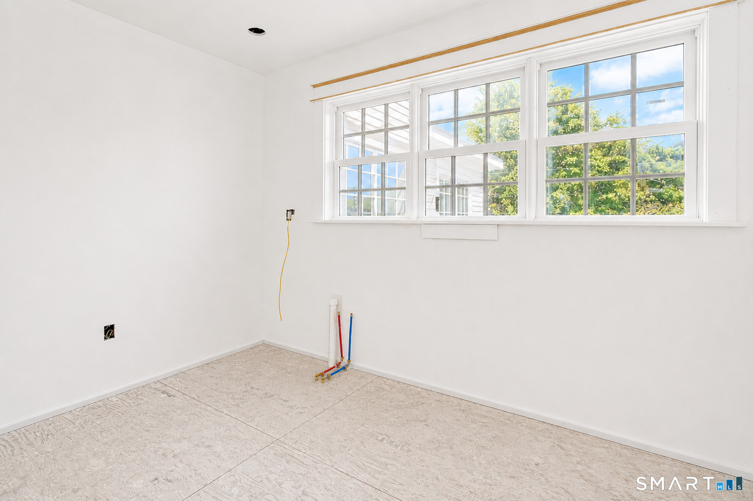 201 Whites Hill Lane photo 17