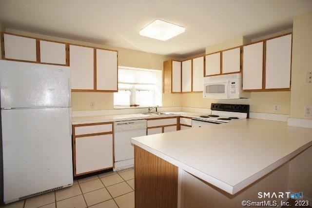 16 Oakwood Avenue, Norwalk, Connecticut photo 1