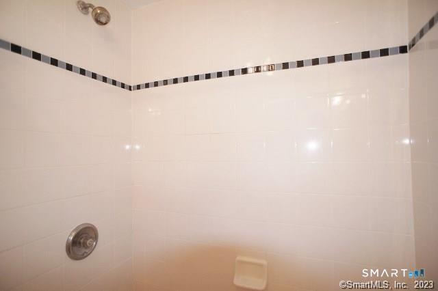 16 Oakwood Avenue, Norwalk, Connecticut photo 5