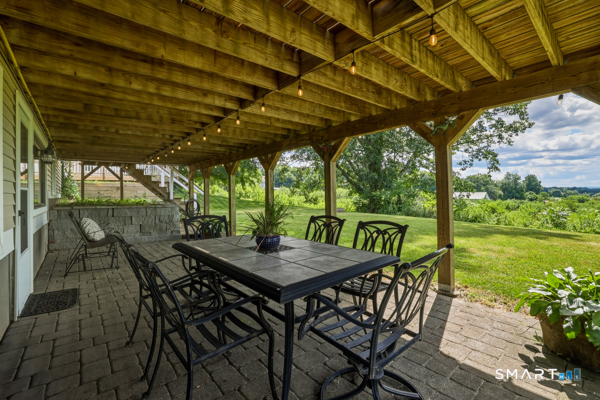 571 Woodland Street photo 35
