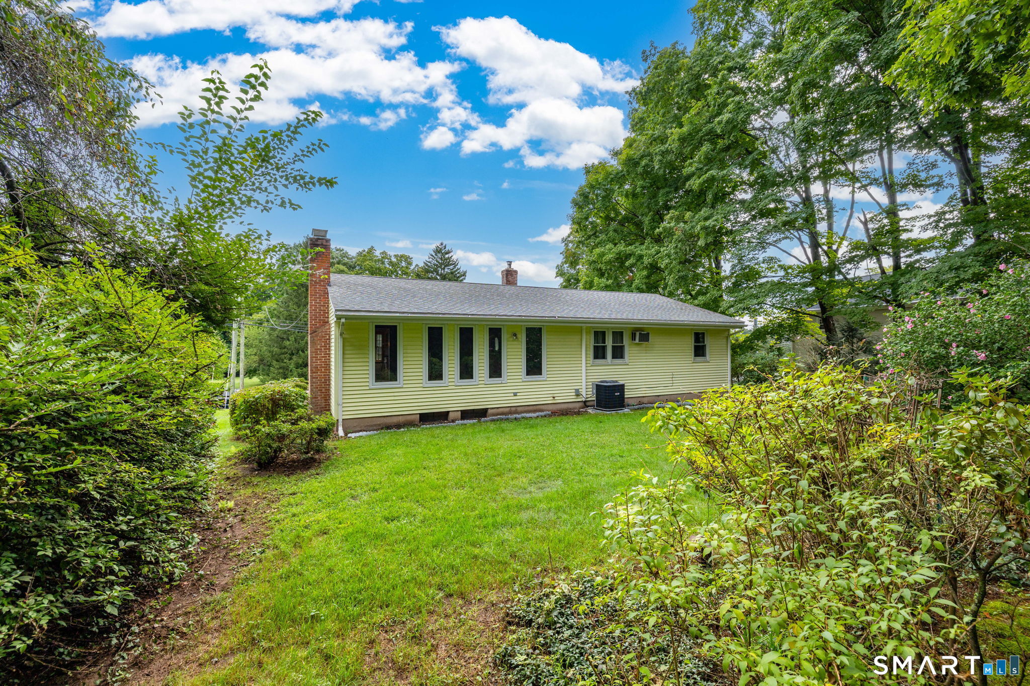 1419 Poquonock Avenue photo 32