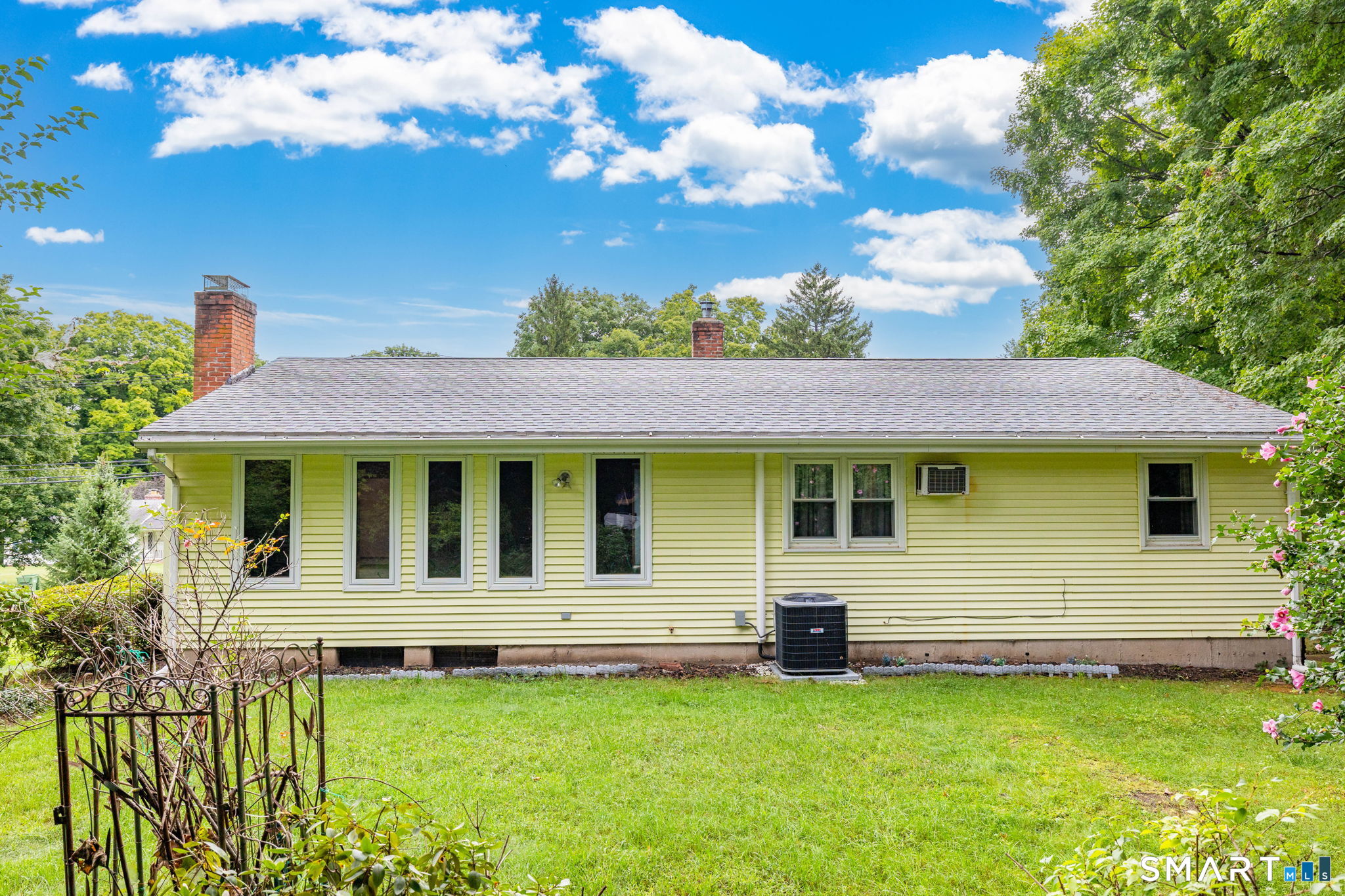 1419 Poquonock Avenue photo 35