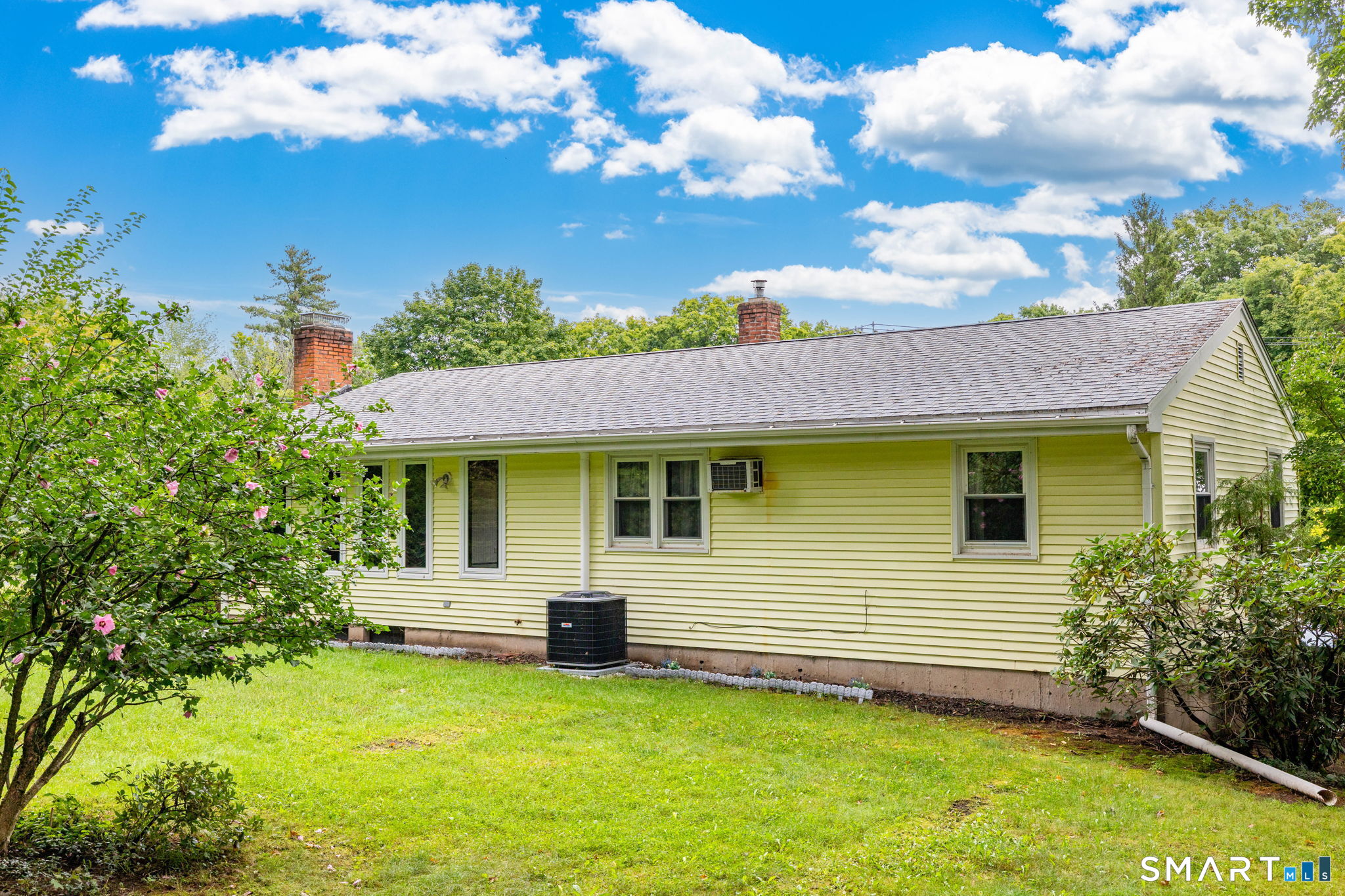 1419 Poquonock Avenue photo 37