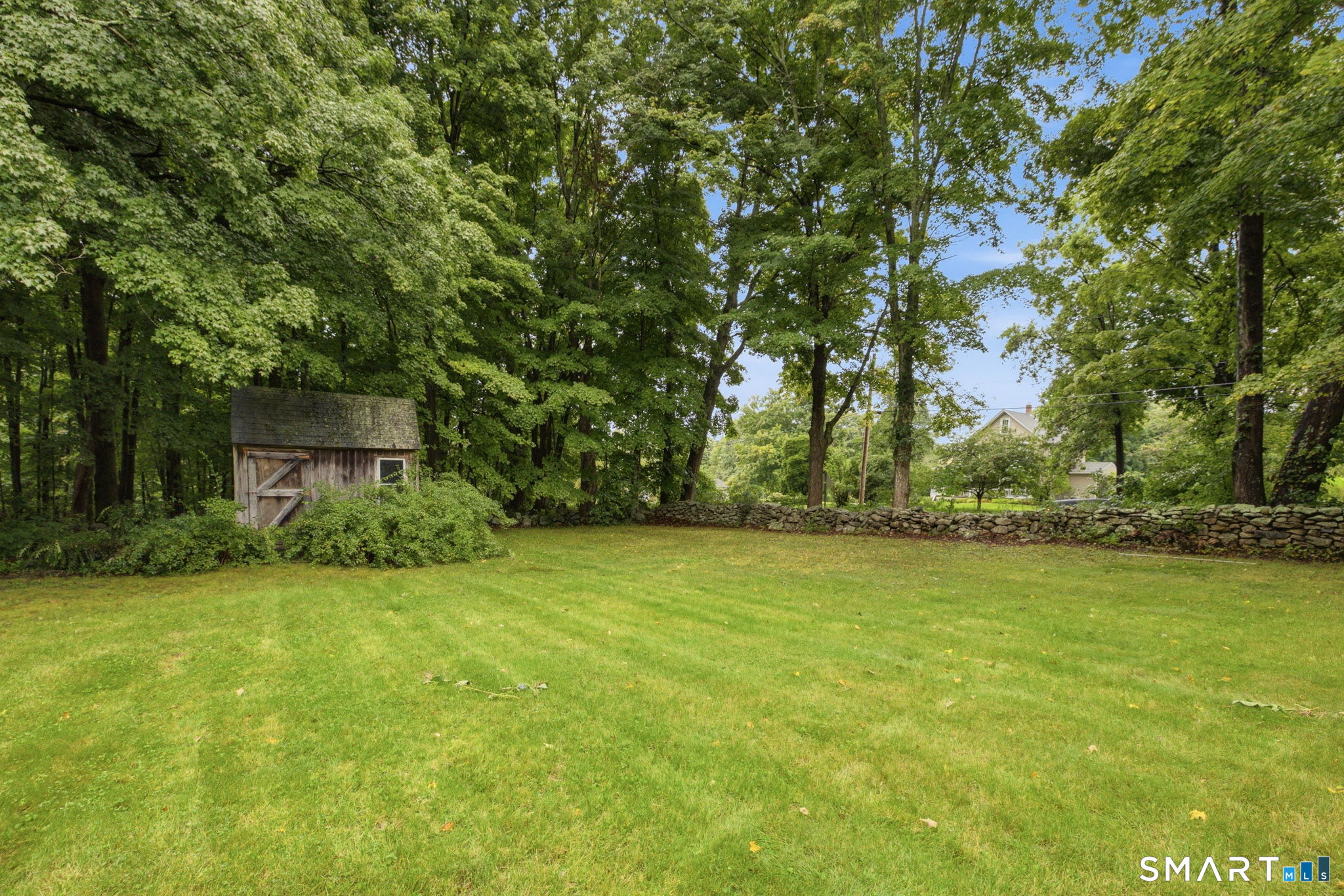 370 Levita Road photo 6