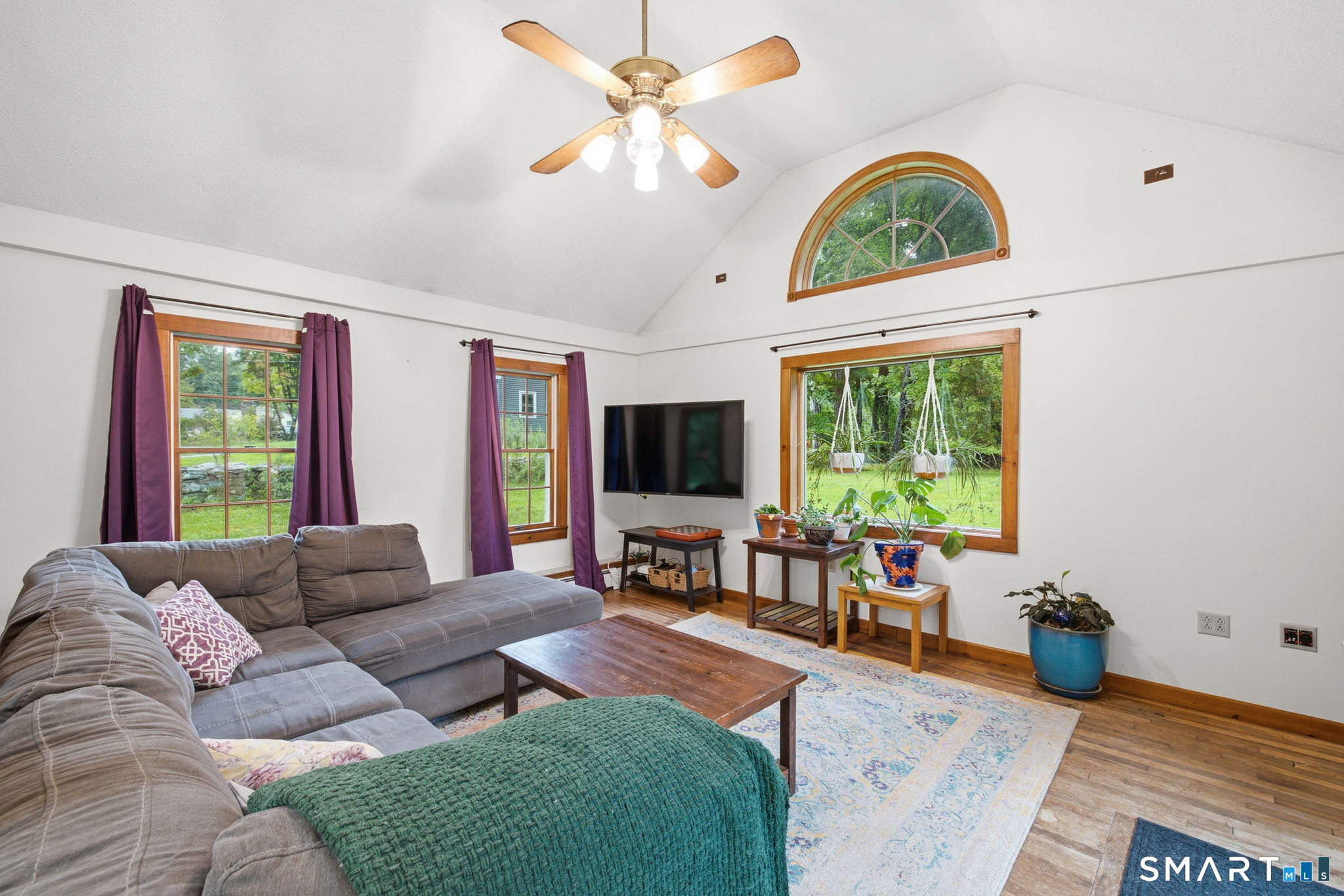 370 Levita Road photo 15