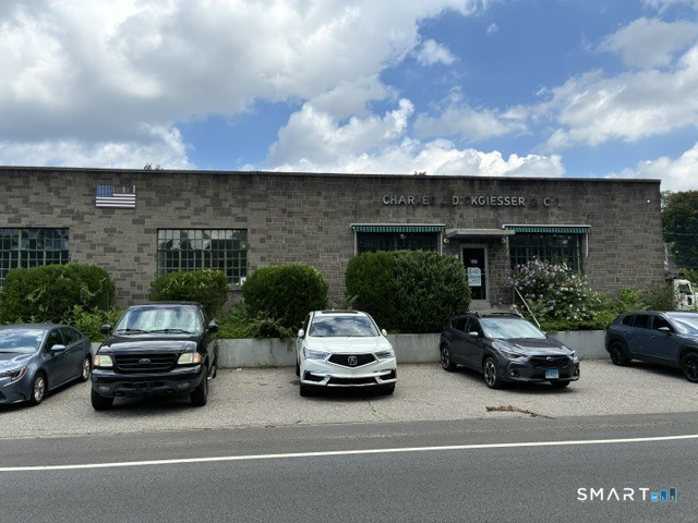 257 Roosevelt Drive photo 5
