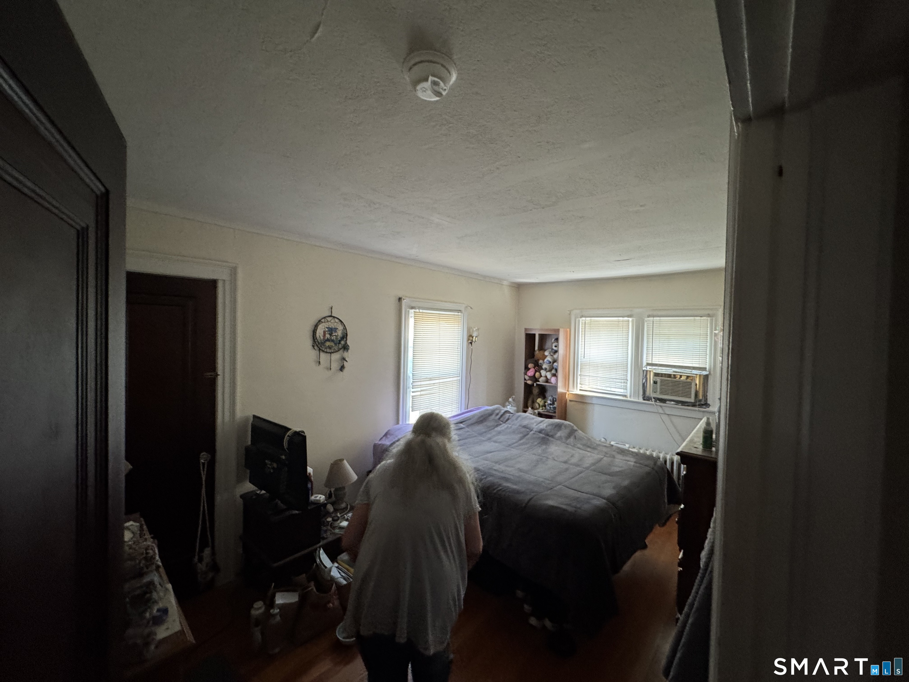506 Center Street photo 10