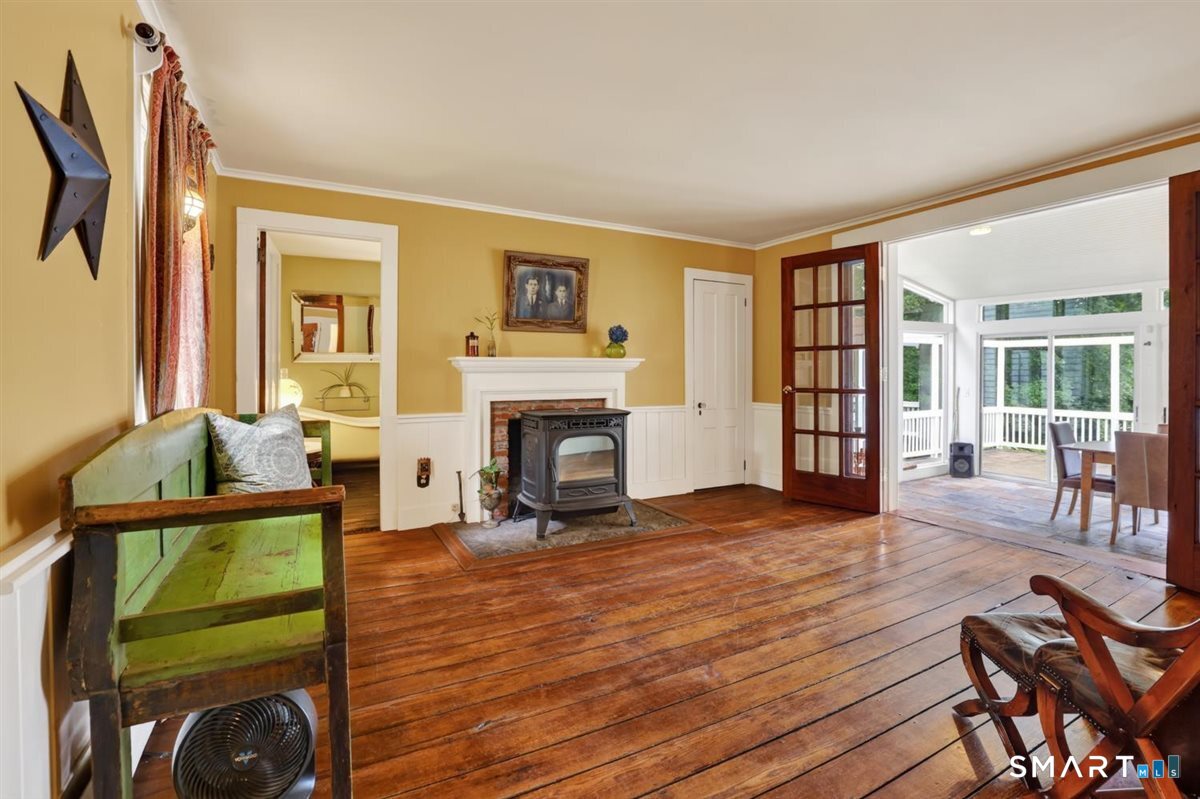 635 Northfield Road photo 13