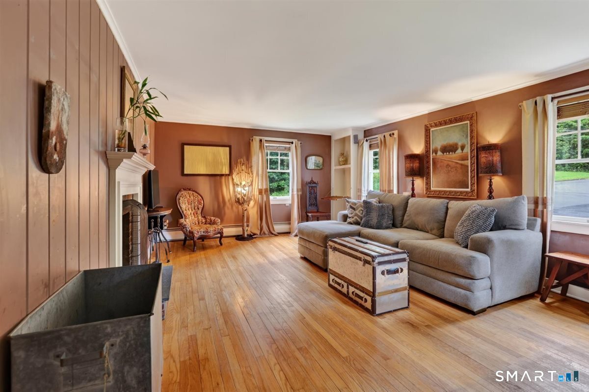 635 Northfield Road photo 16