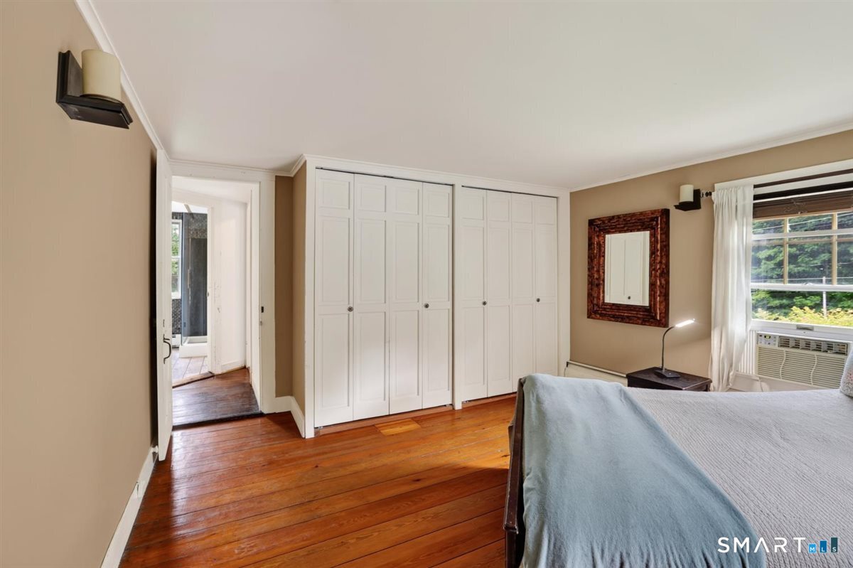 635 Northfield Road photo 23