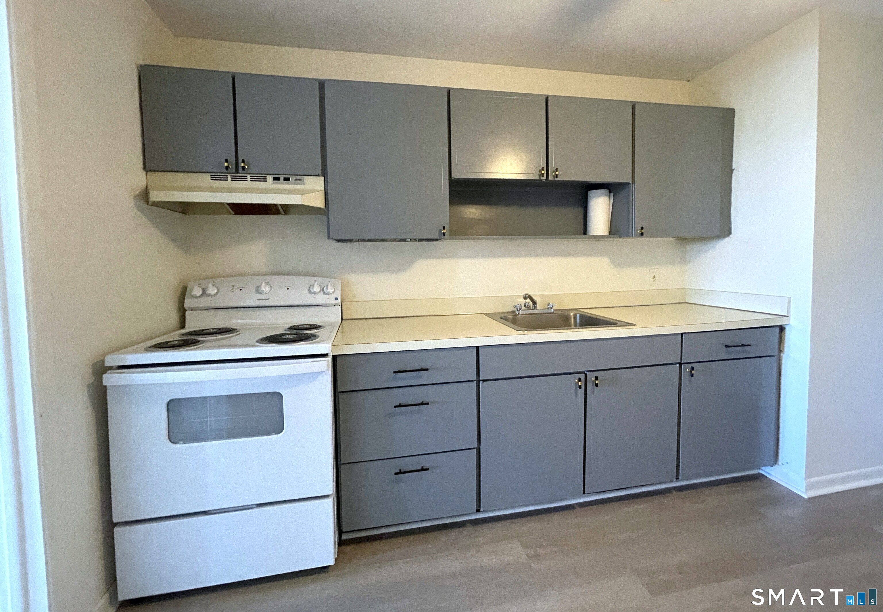 1730 State Street Unit #404 photo 3