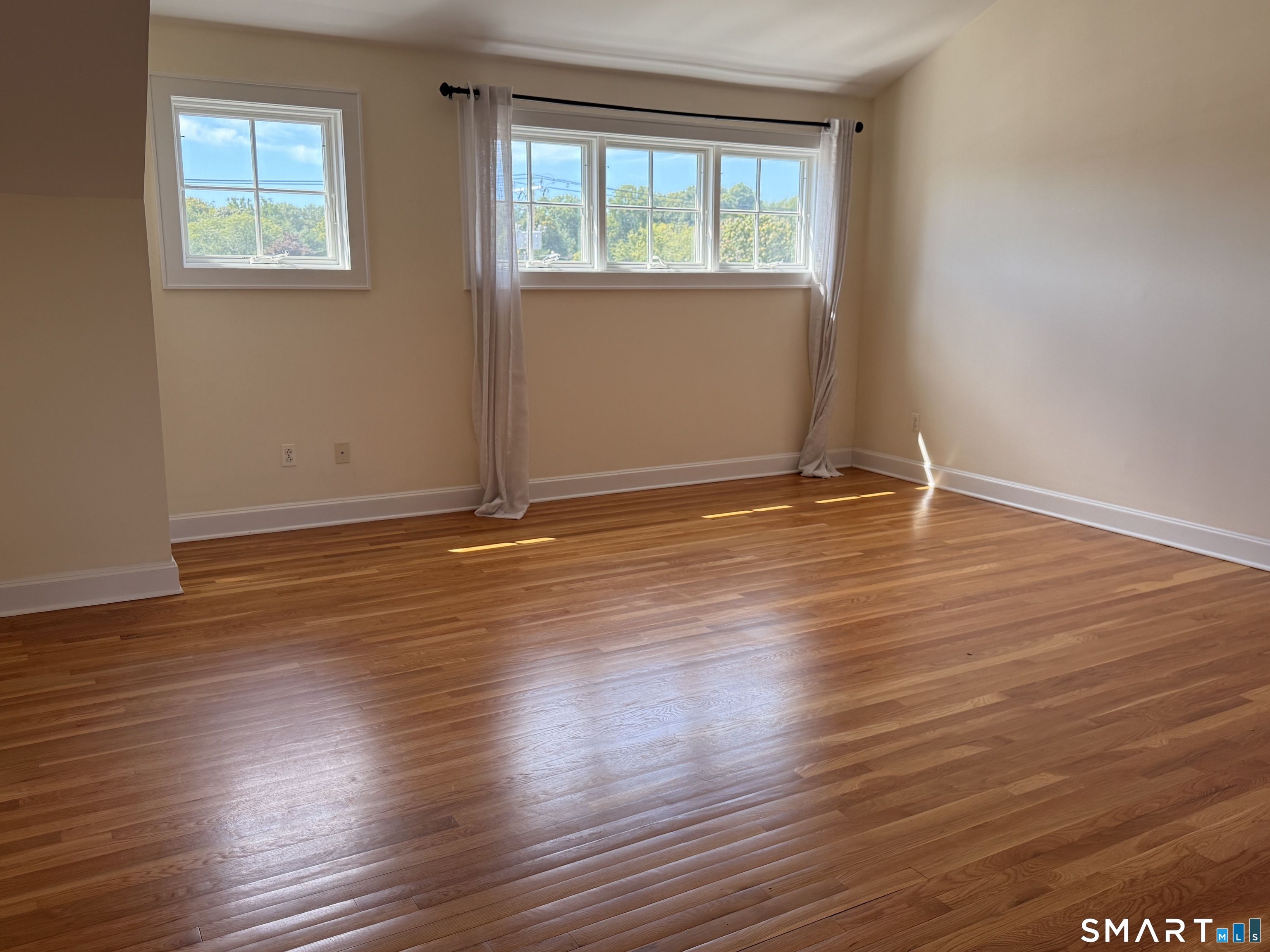 1835 Post Road East, Westport, Connecticut photo 3
