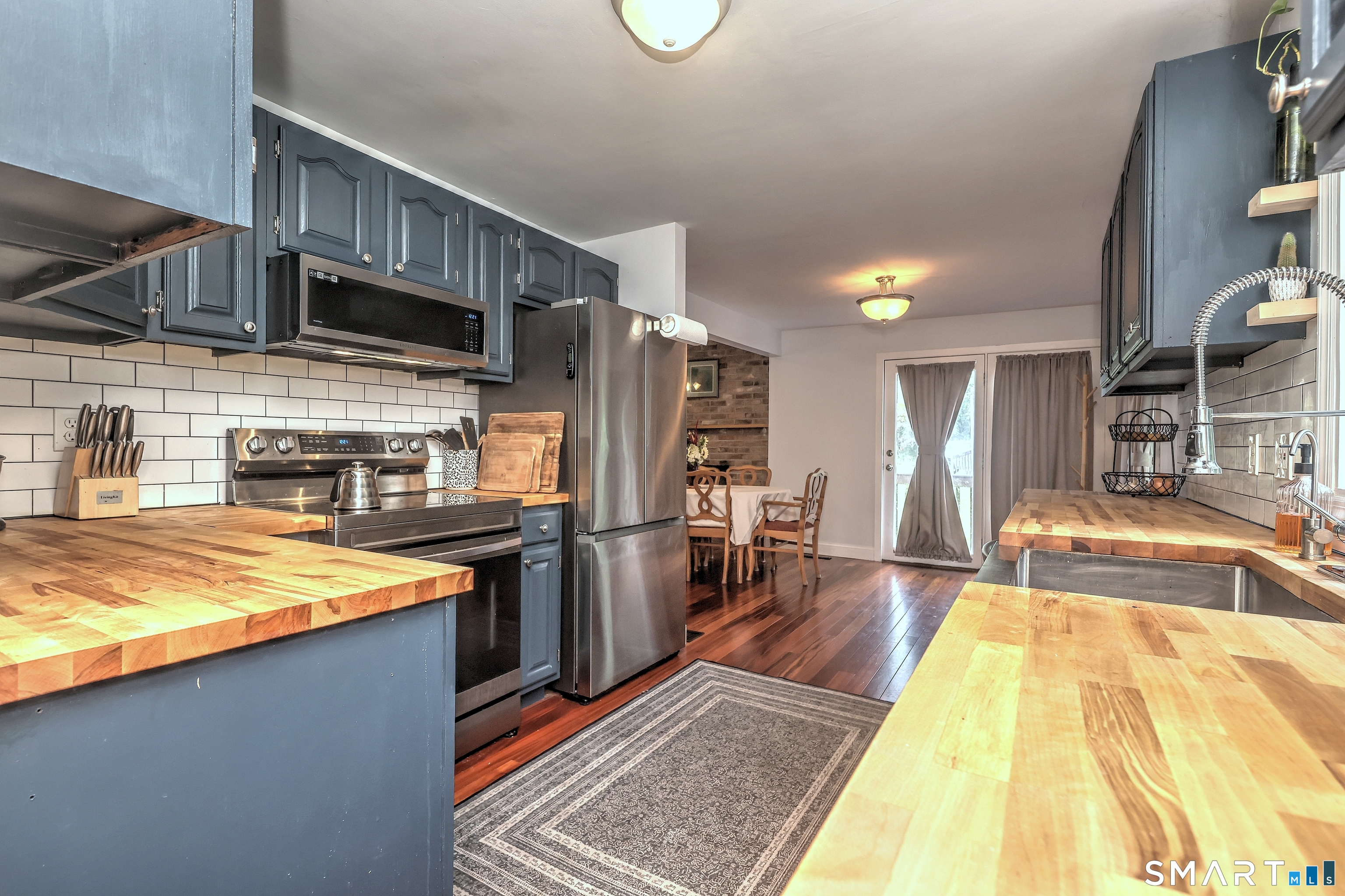 475 West Woods Road photo 16