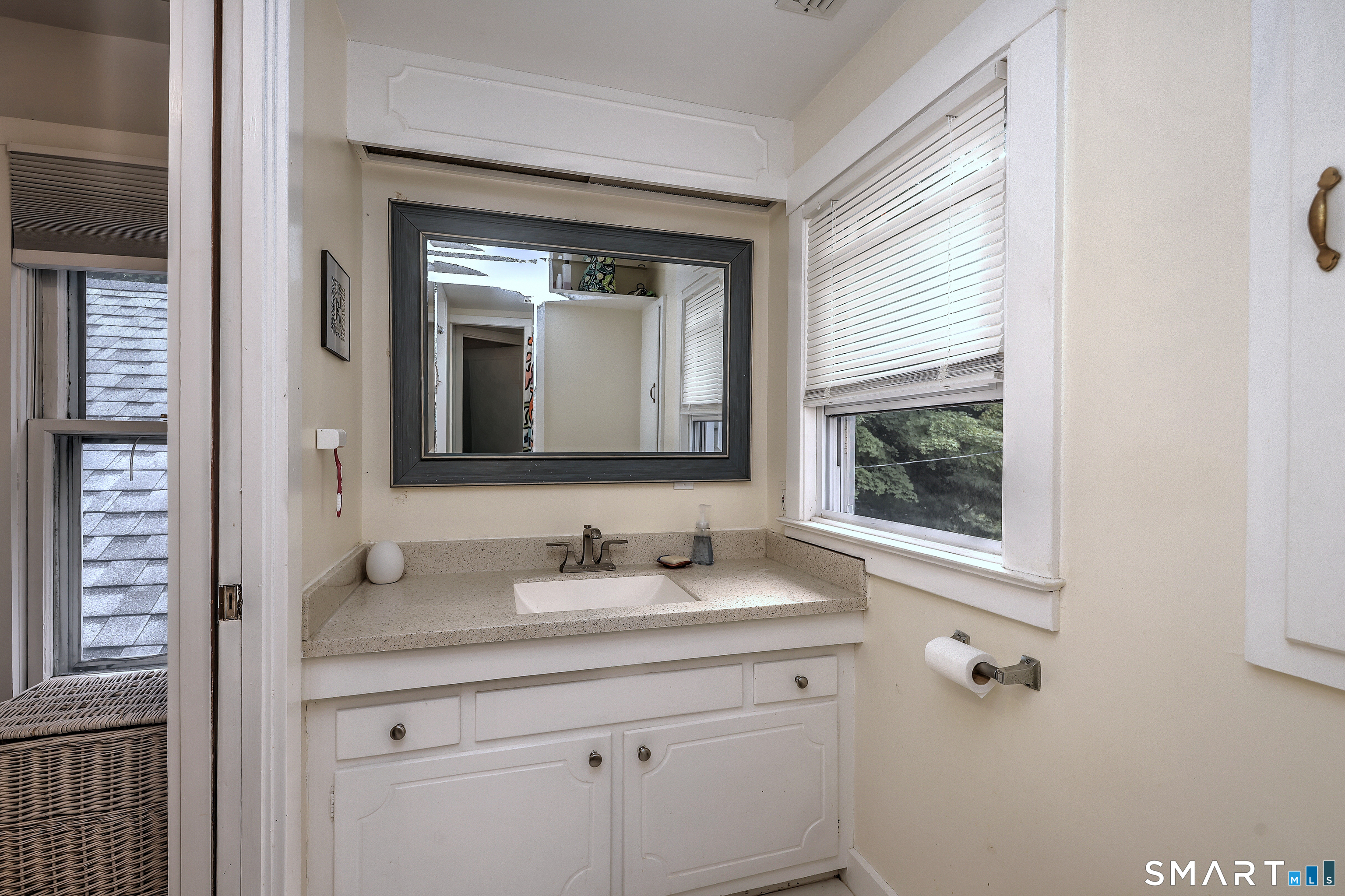 475 West Woods Road photo 23