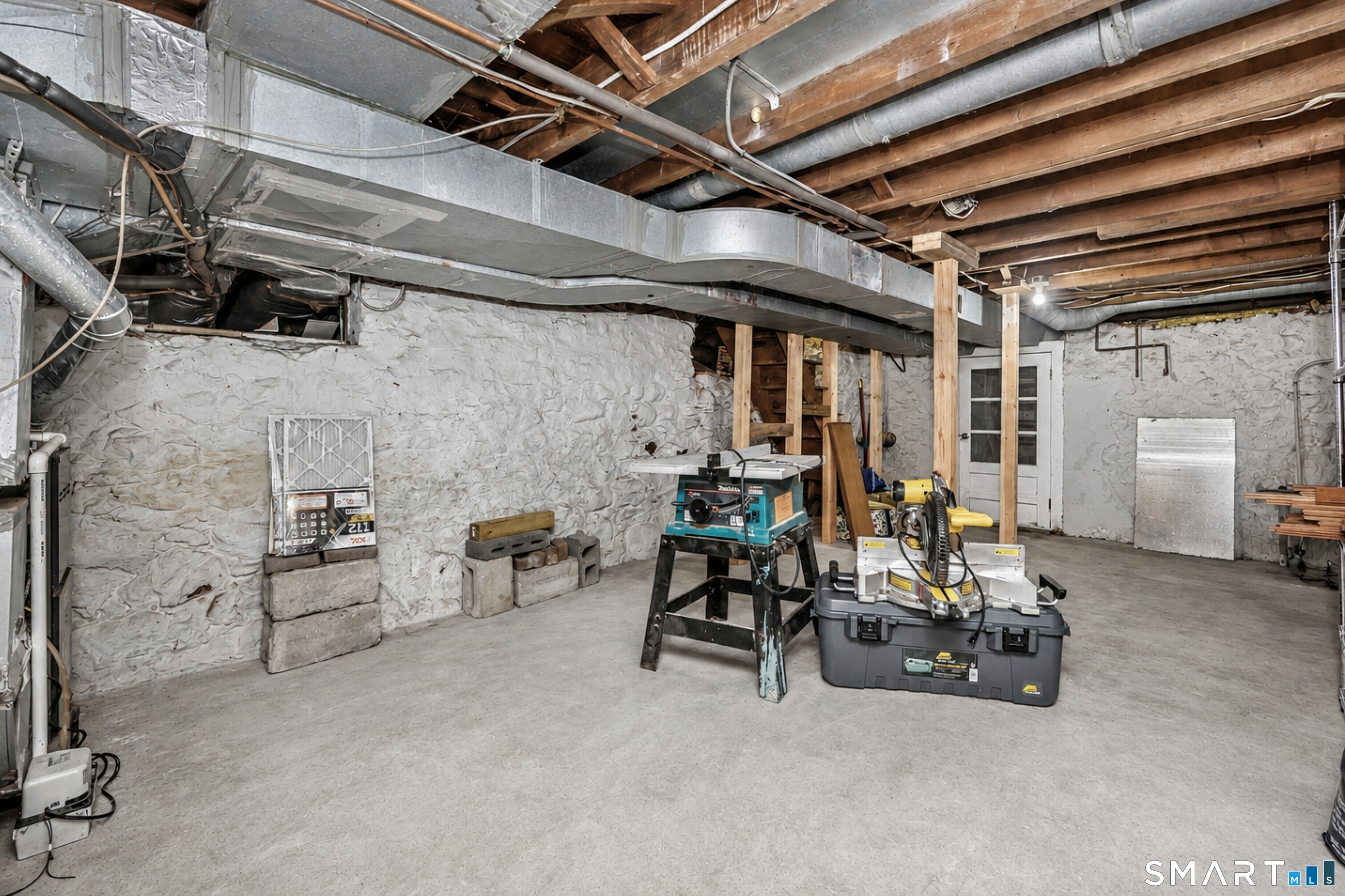 475 West Woods Road photo 34