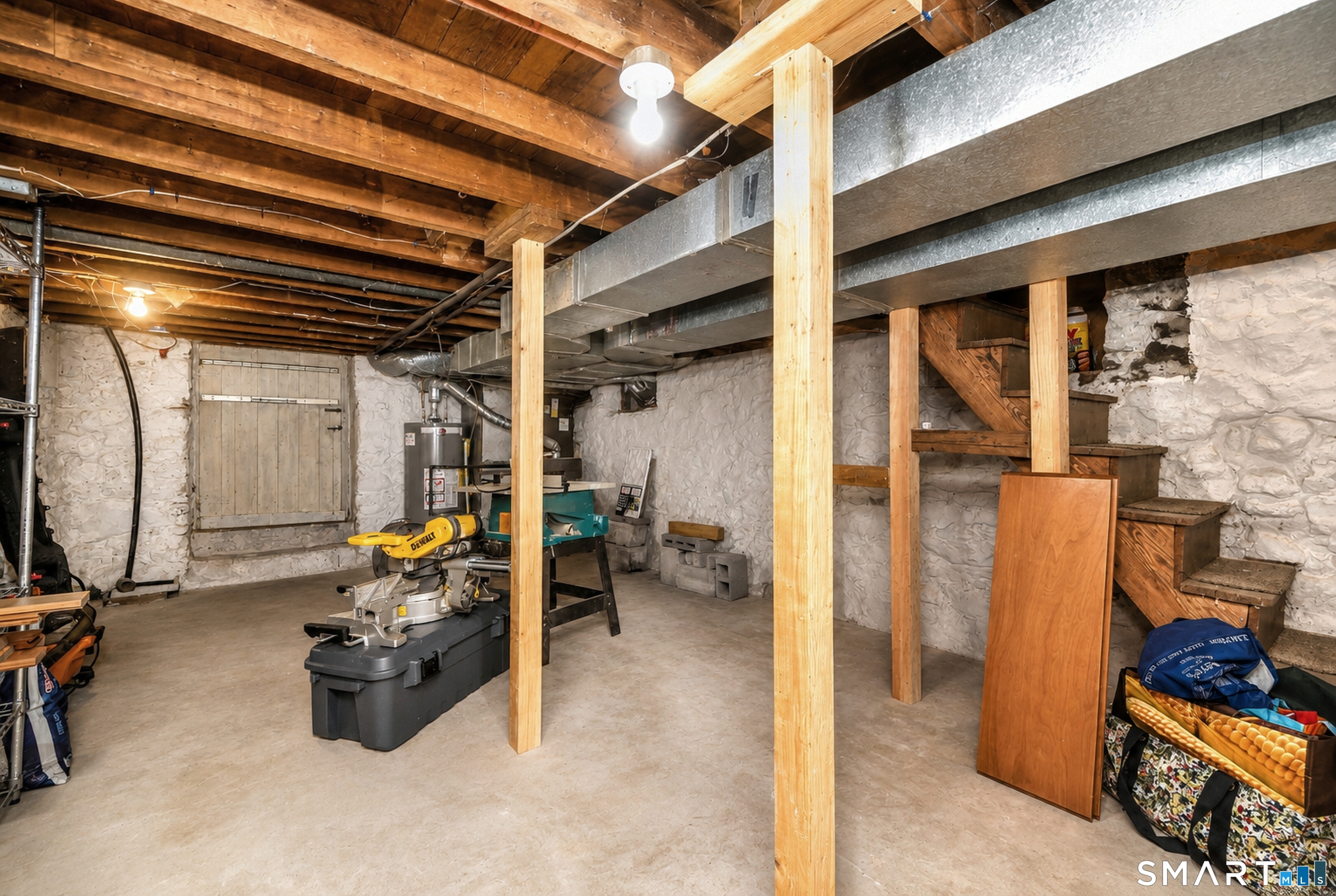475 West Woods Road photo 36