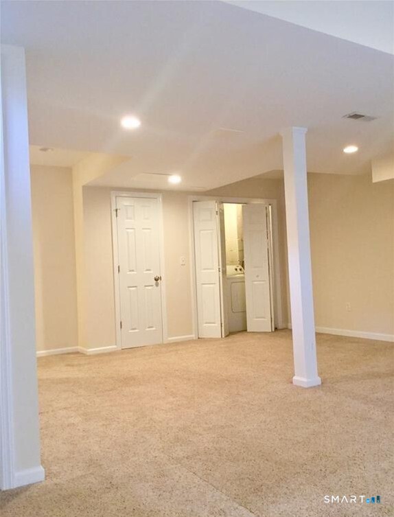 164 New Norwalk Road photo 18
