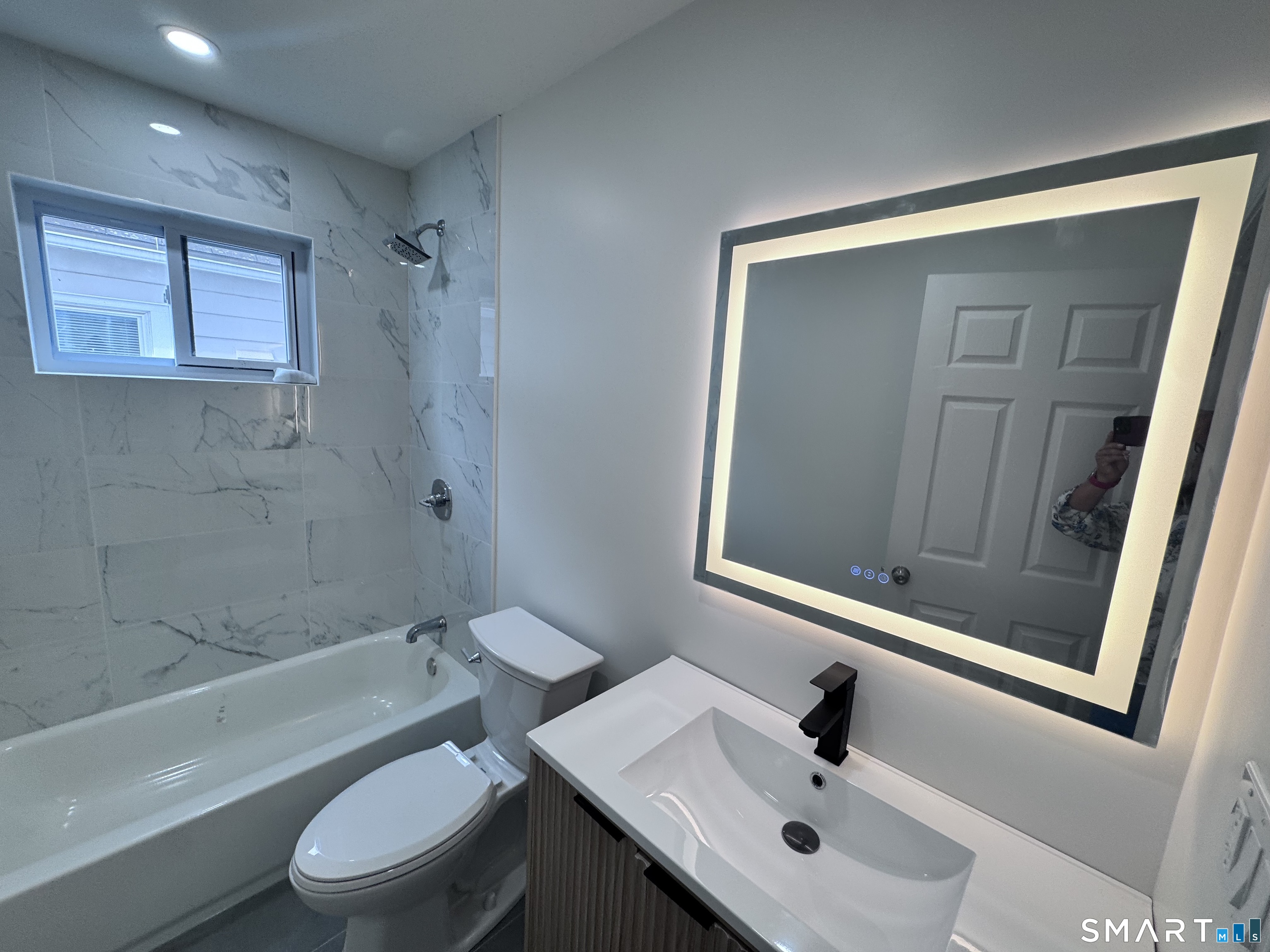 186 Jackson Avenue photo 14