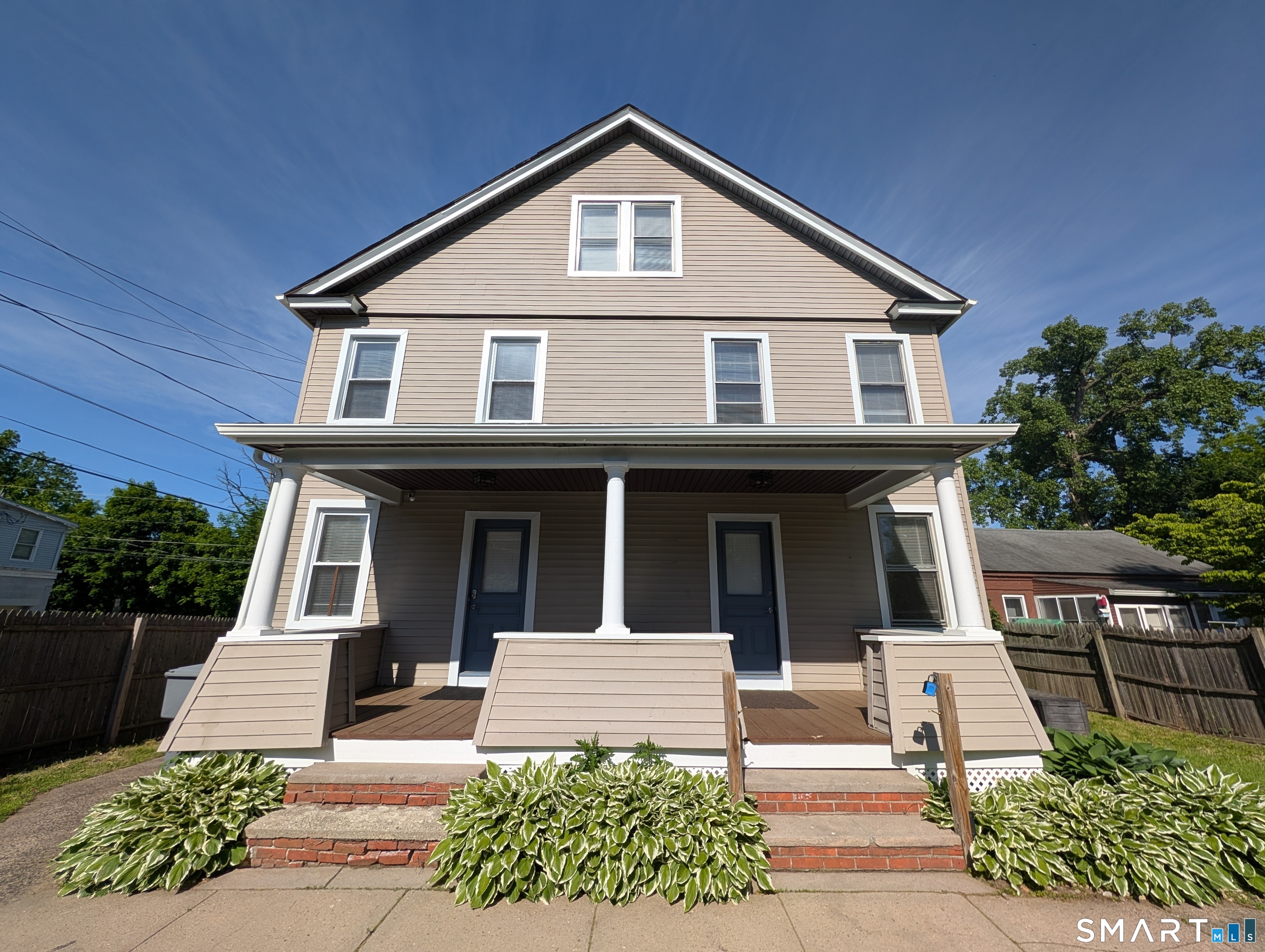 24 Thompson Court