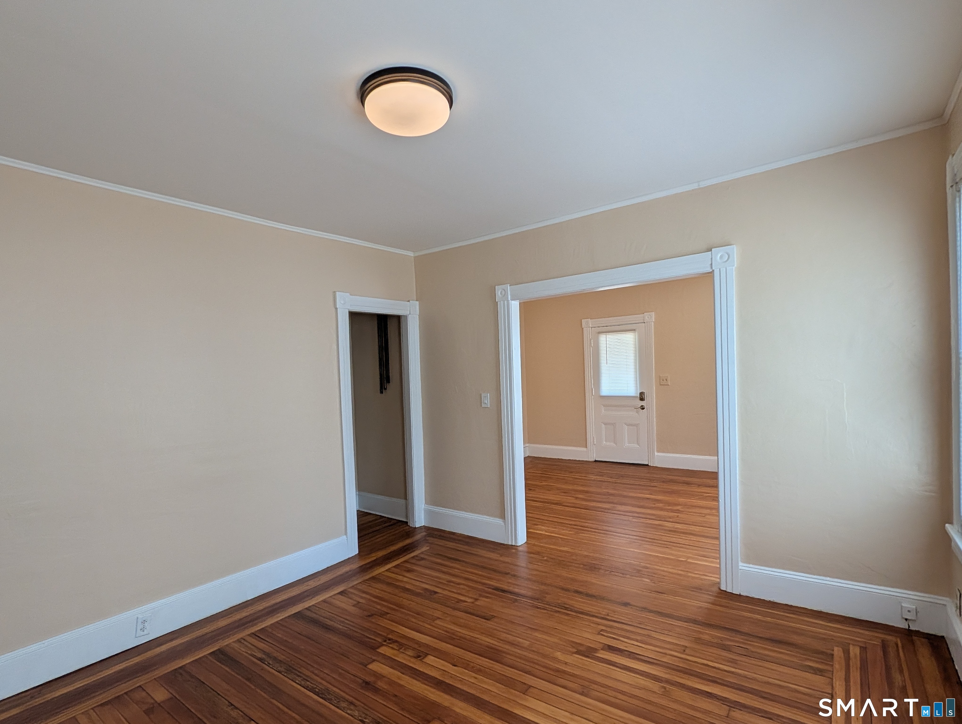 24 Thompson Court photo 5