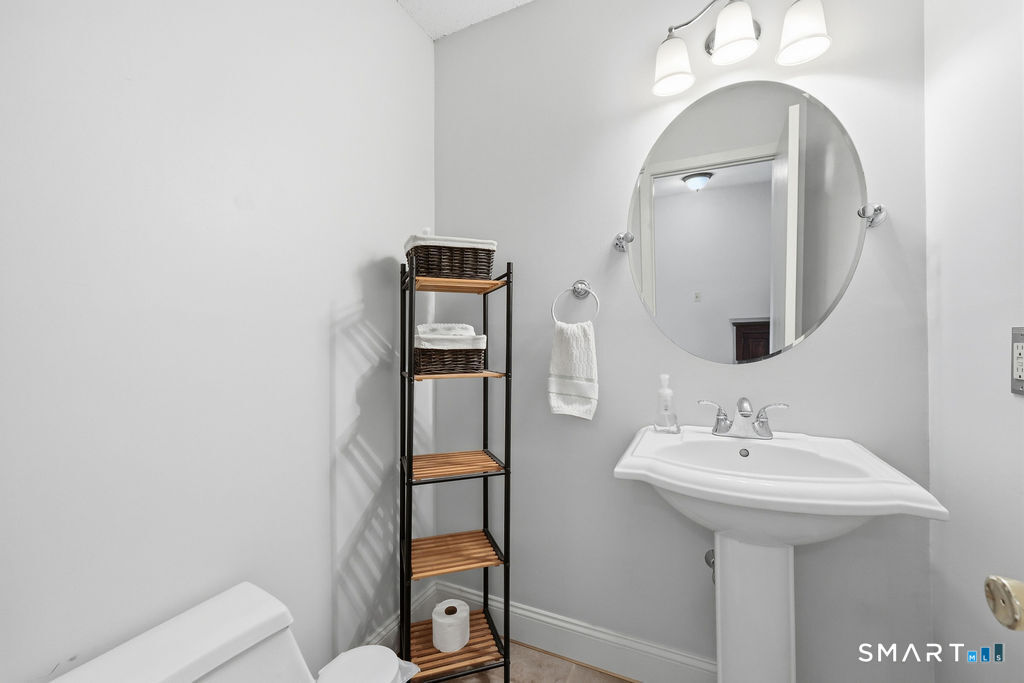 1 Abbott Road Unit #49 photo 11
