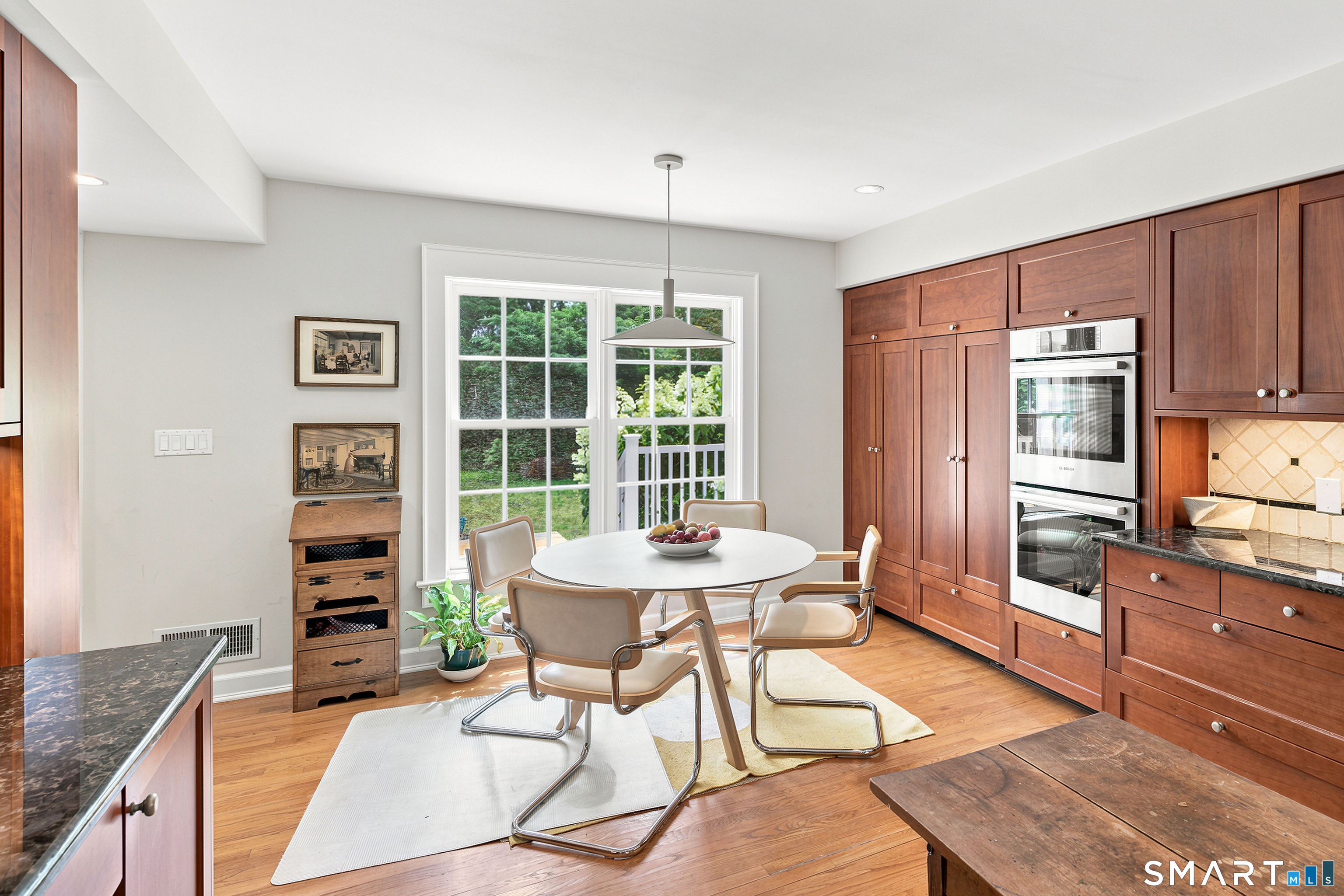 11 Belaire Drive, Westport, Connecticut photo 4
