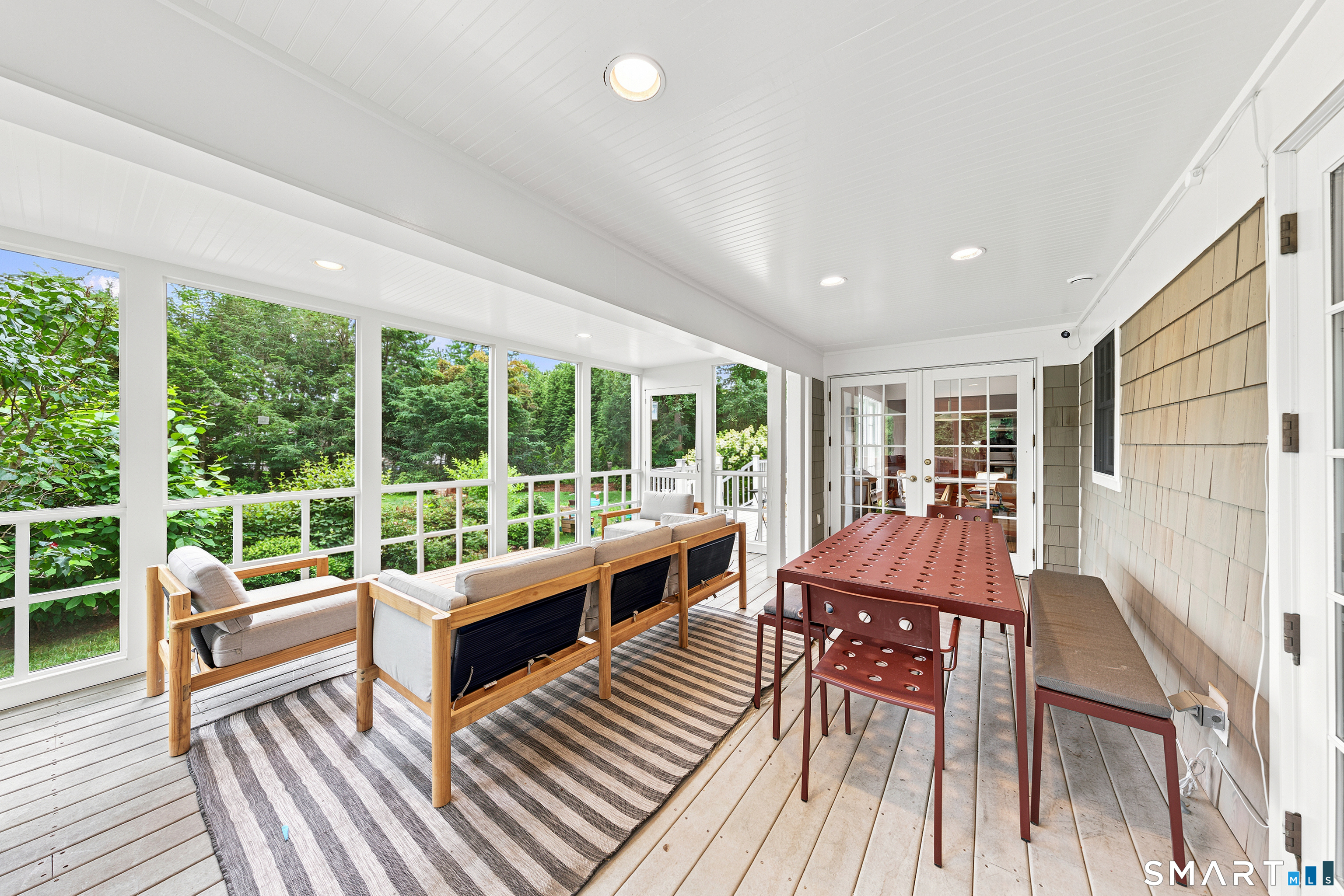 11 Belaire Drive photo 23