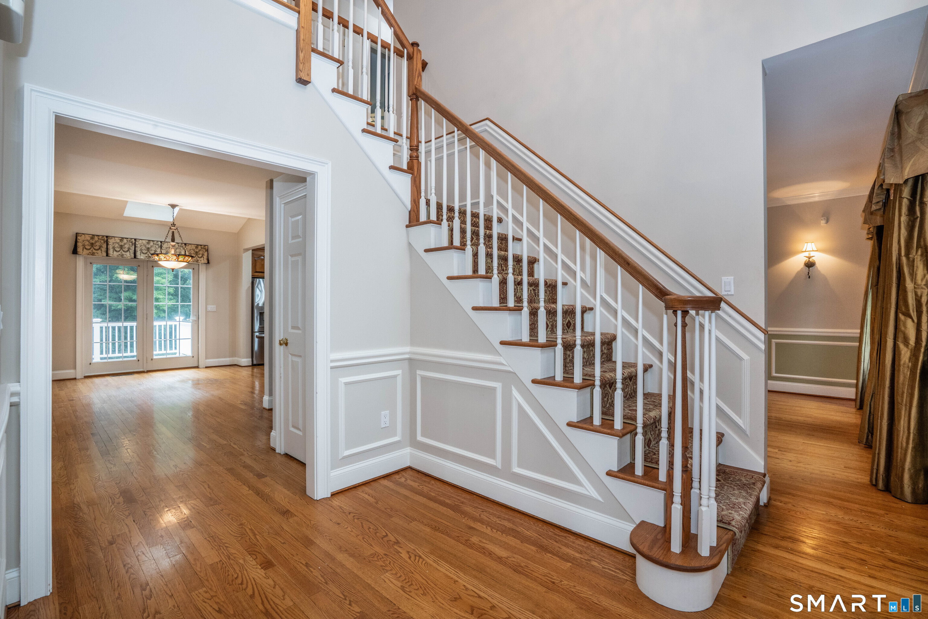 16 Hendrickson Lane photo 20