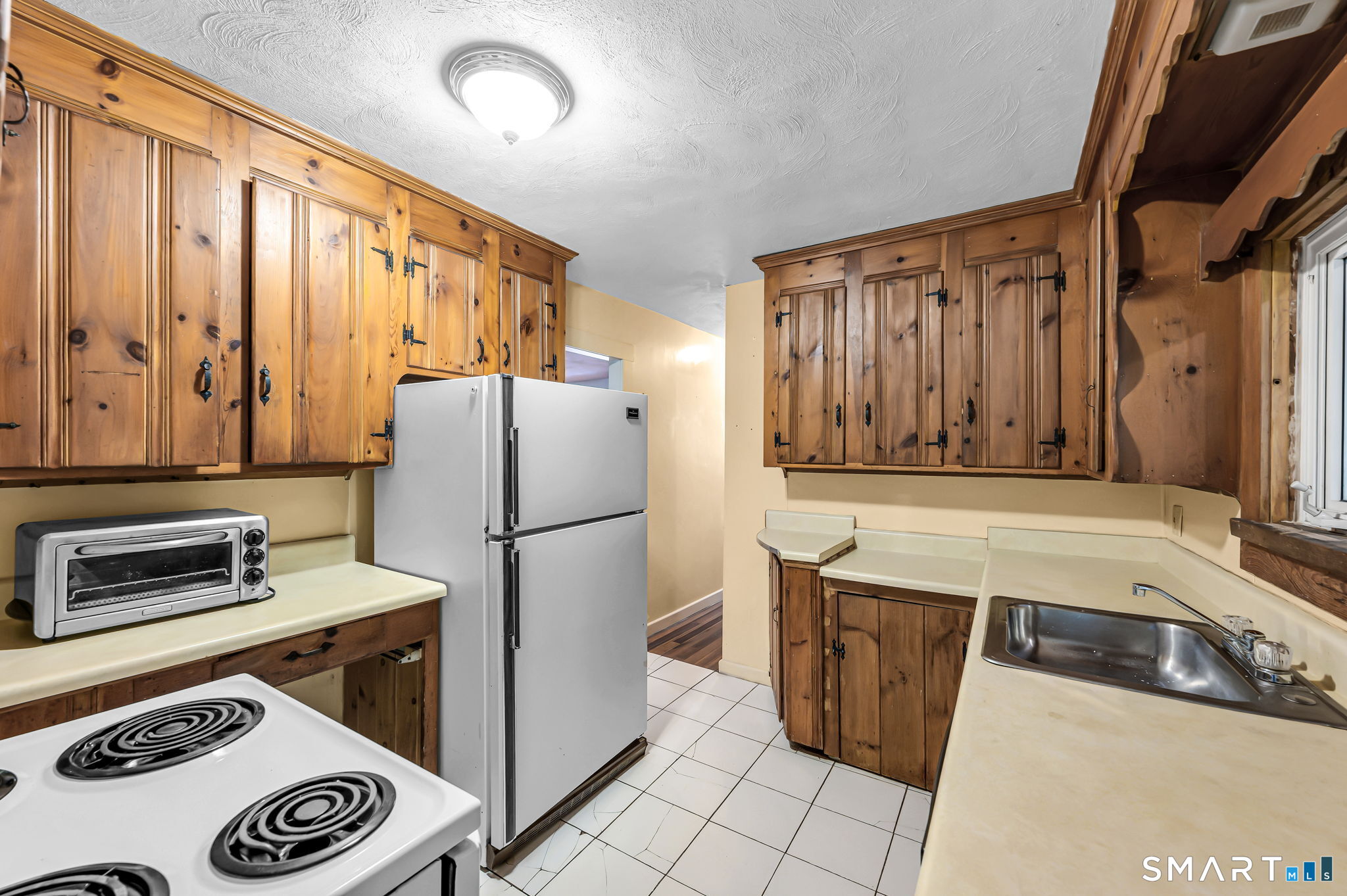 8 Crescent Beach Drive photo 20